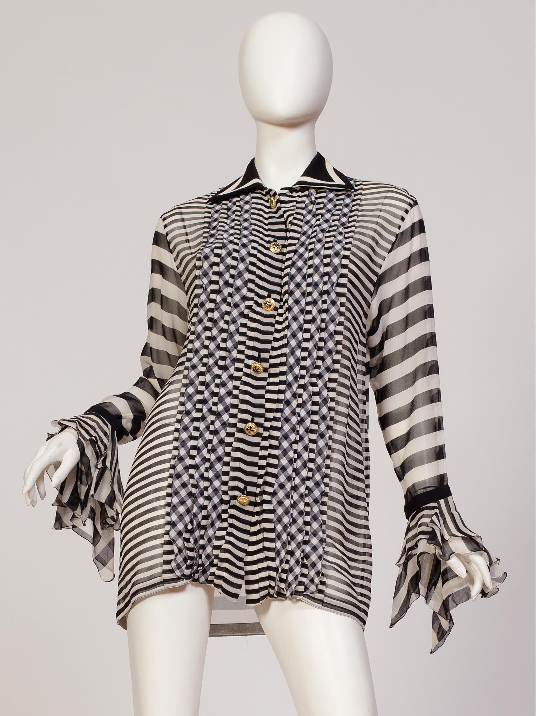 1990S GIANNI VERSACE Black & White Silk Chiffon Pleated Stripe Ruffled Blouse In Excellent Condition In New York, NY