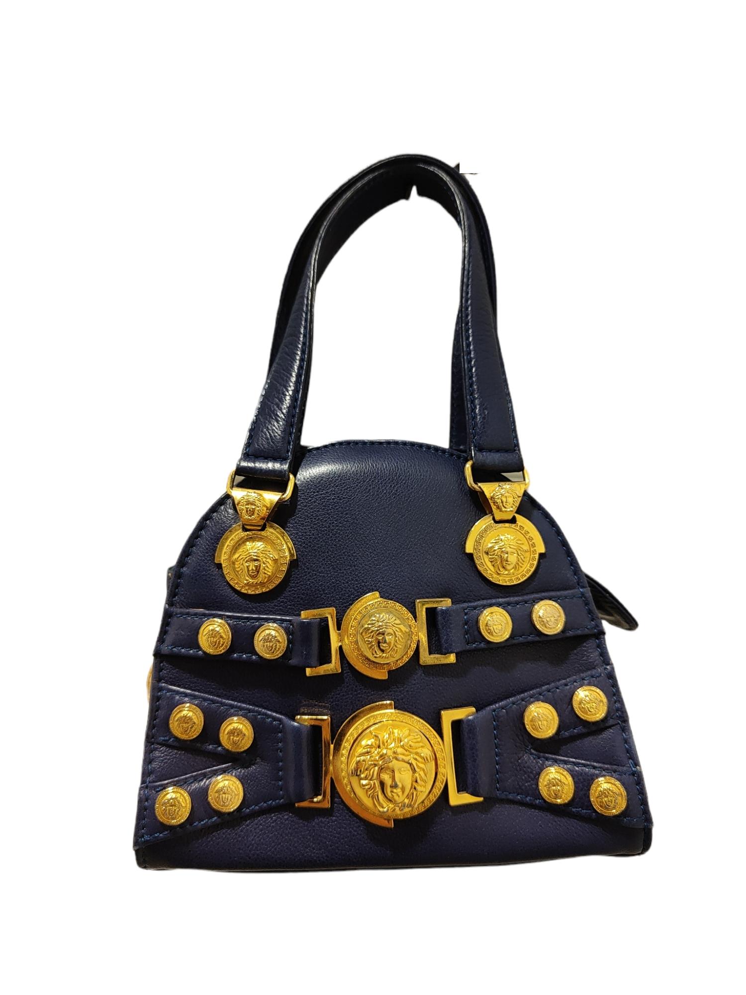 Women's or Men's 1990s Gianni Versace blue leather gold hardware handbag shoulder bag
