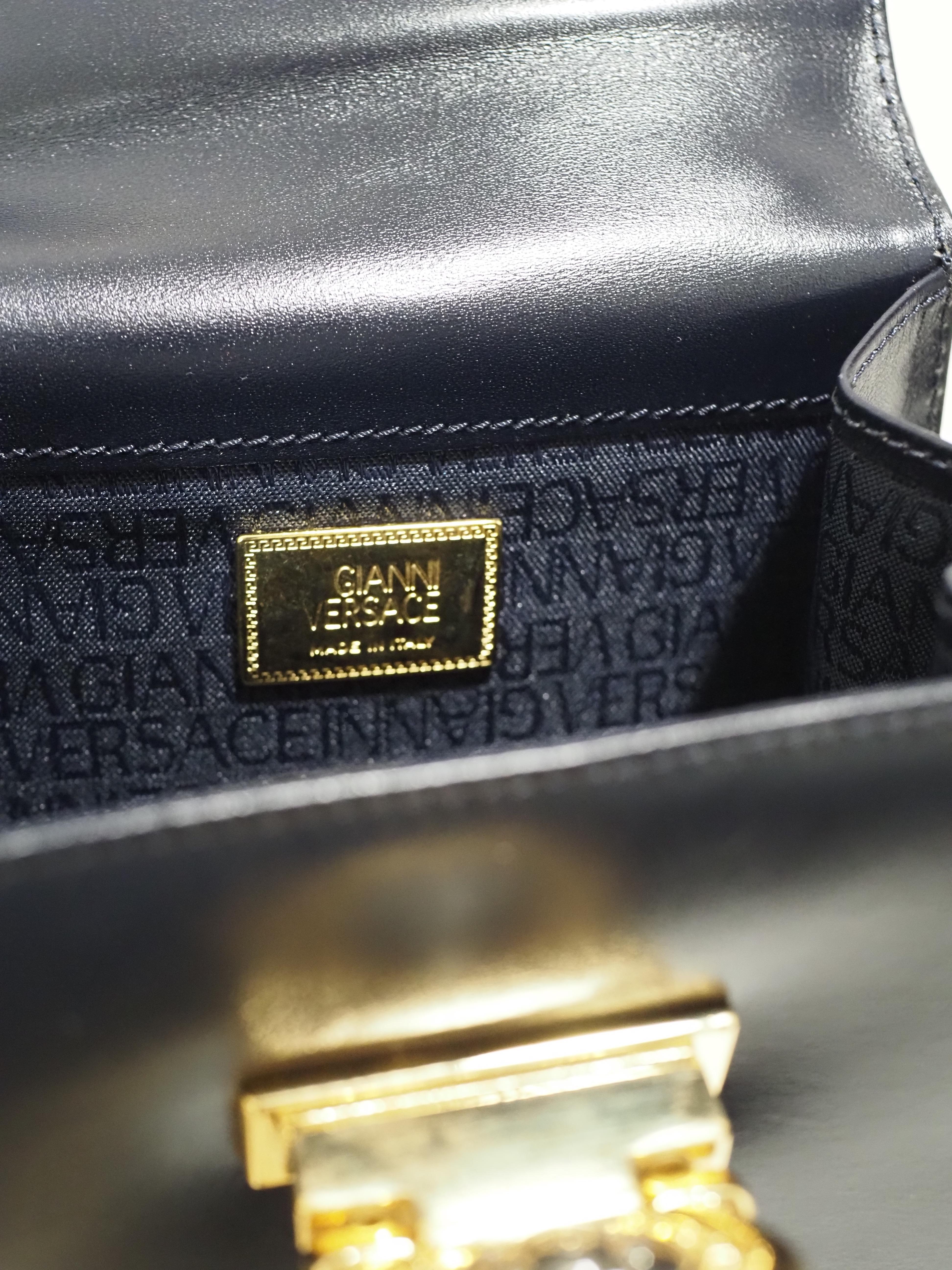 Women's or Men's 1990s Gianni Versace blue navy leather gold silver hardware shoulder bag handbag
