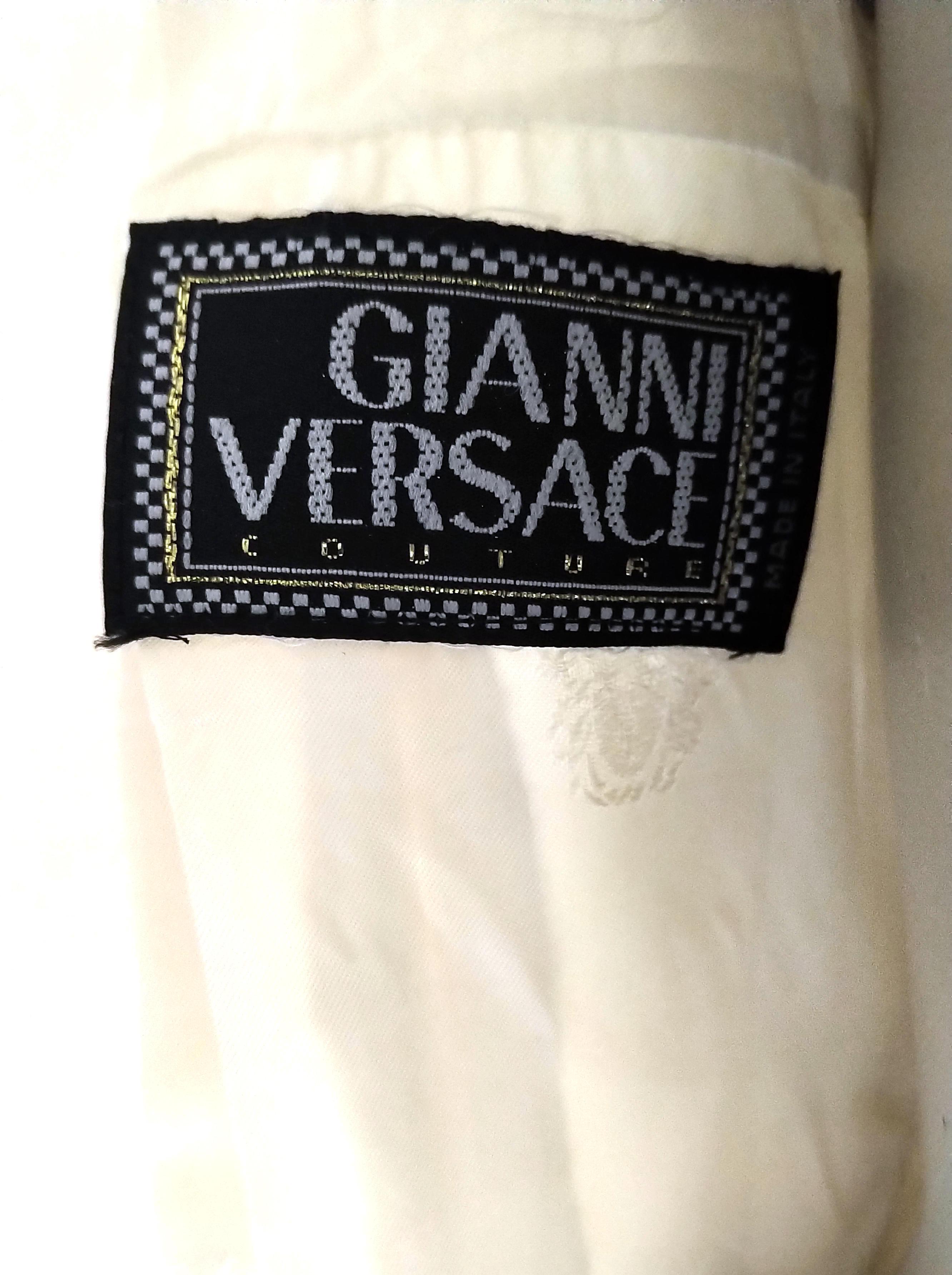 1990's Gianni Versace Couture Cream Silk Shimmer Crystal Jacket Pant Suit 42/ 6 For Sale 3