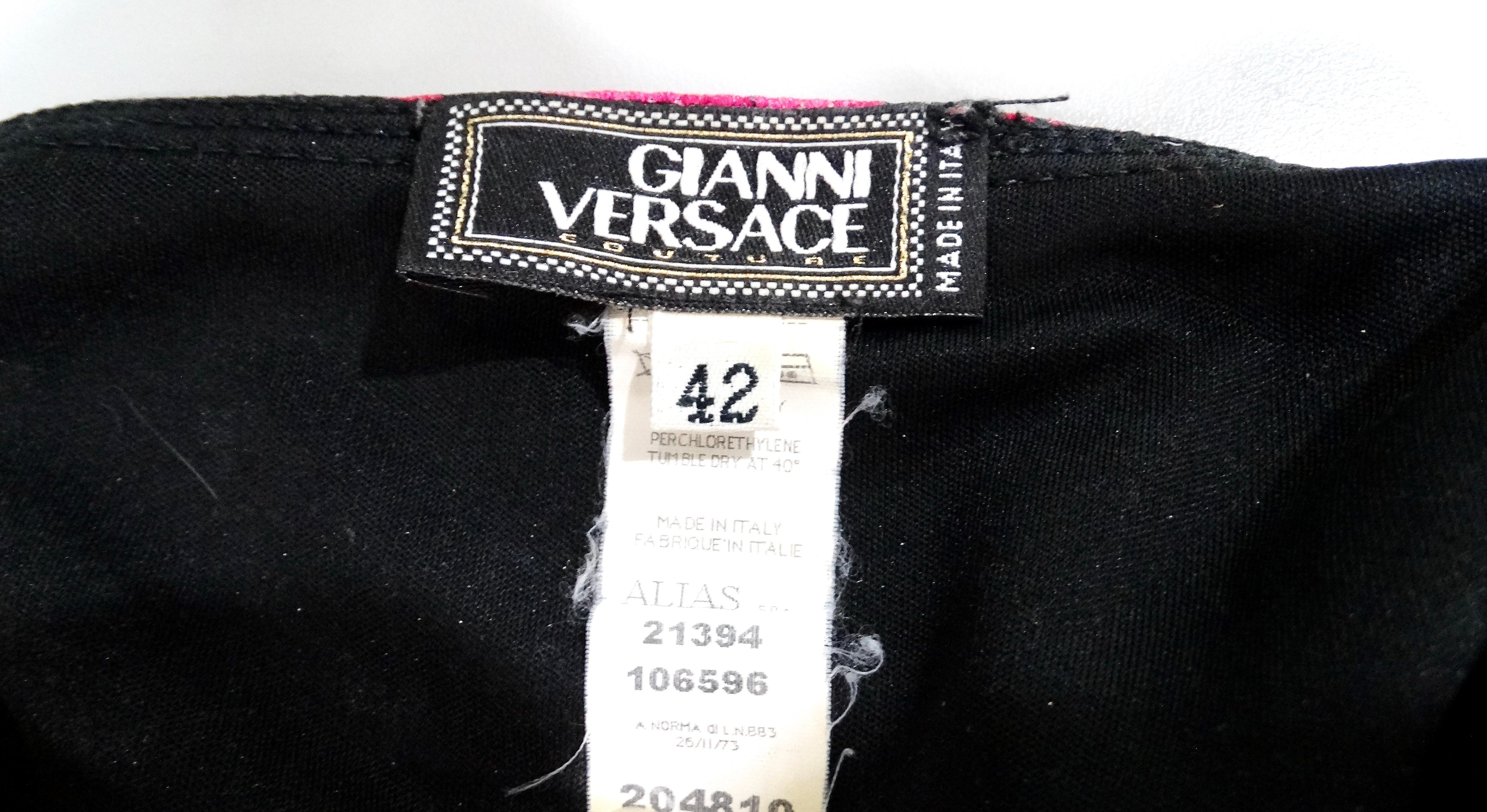 Gianni Versace Couture degli anni '90, Top e Gonna con Stampa Floreale in vendita 5