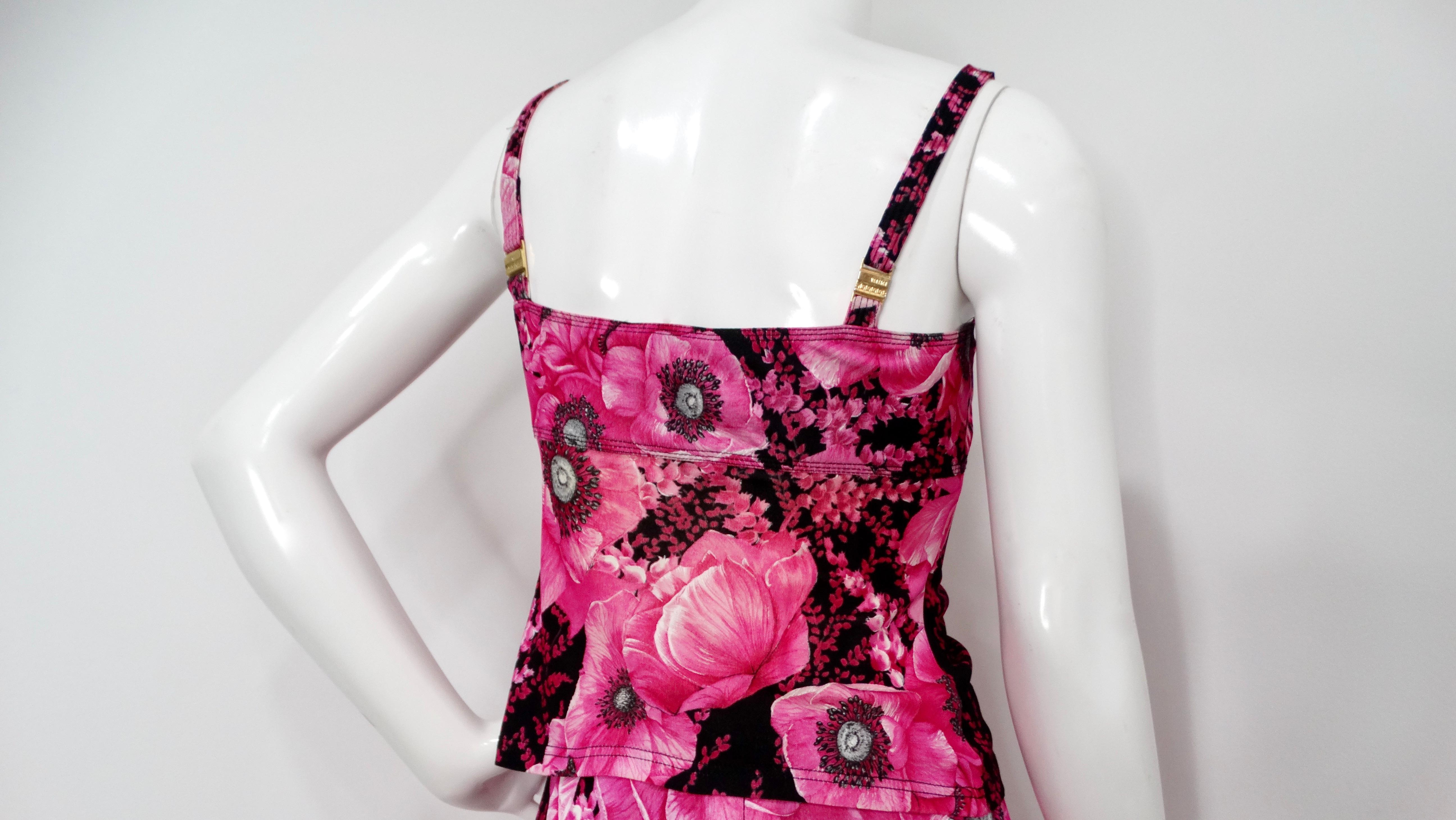 Gianni Versace Couture degli anni '90, Top e Gonna con Stampa Floreale in vendita 1