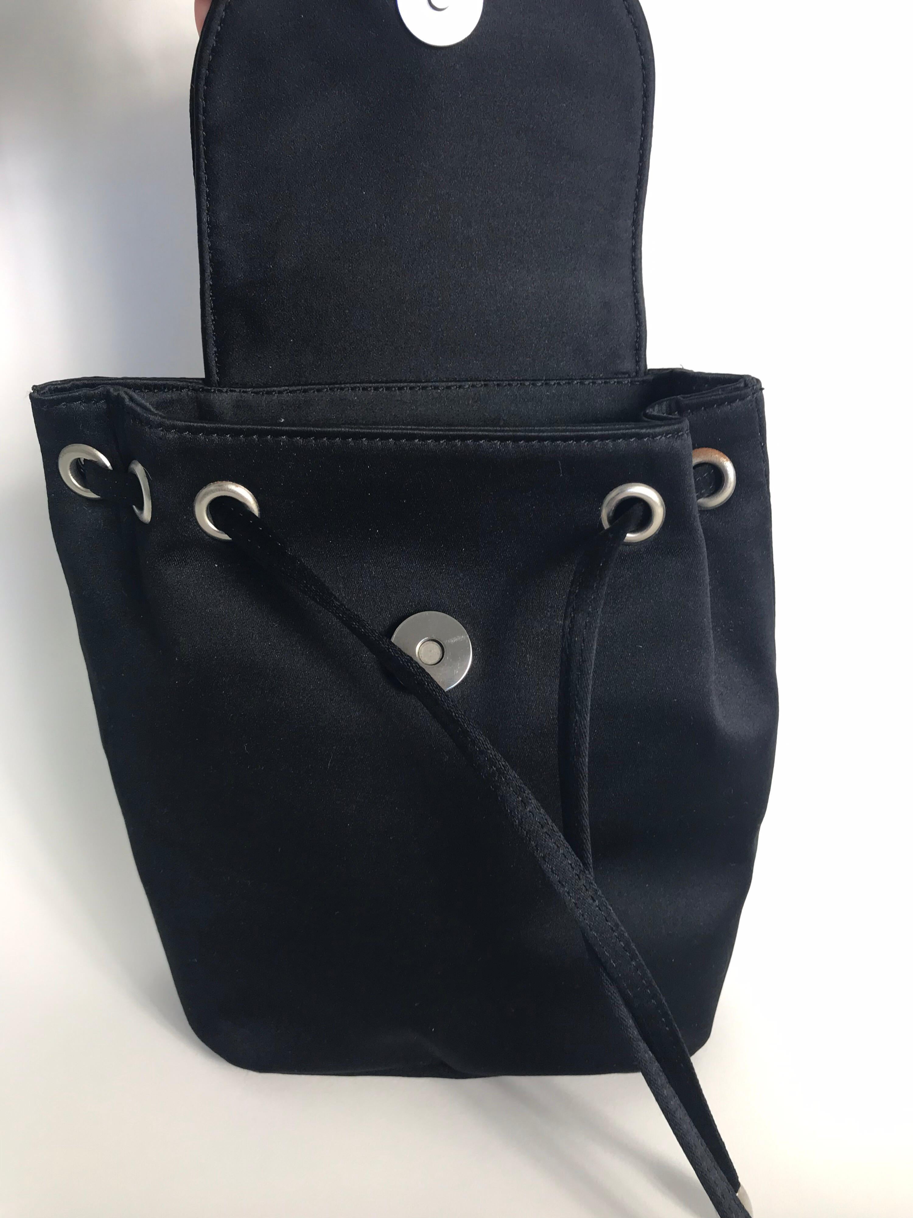 Gianni Versace Couture - Mini sac de soirée avec poignée en cristal, années 1990 en vente 3