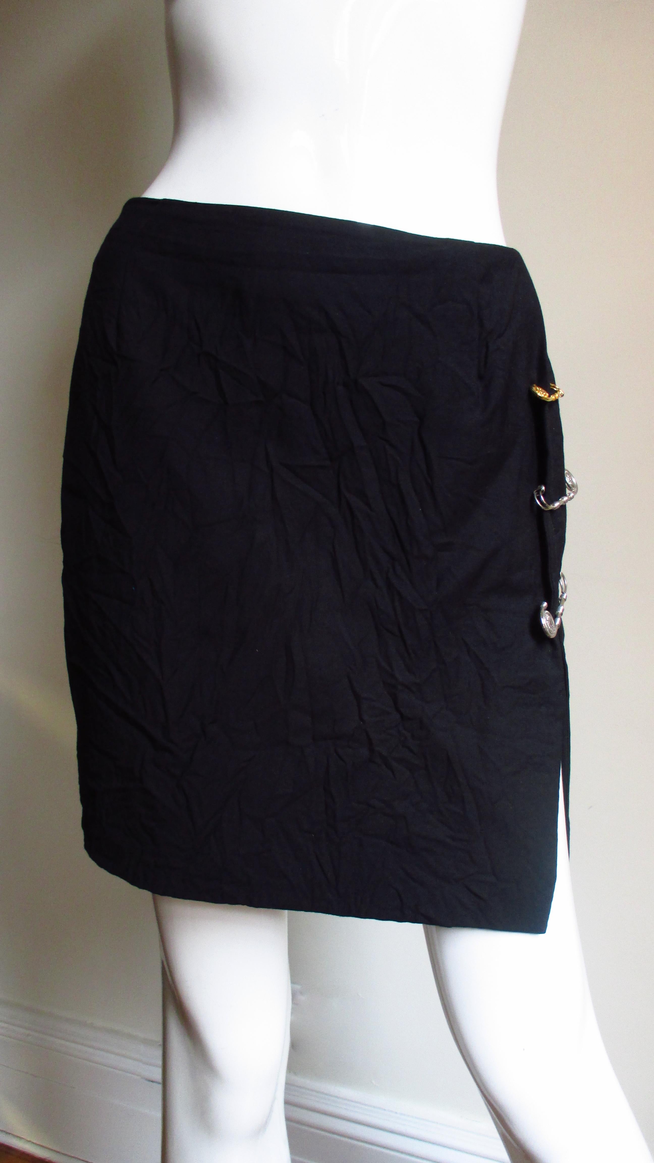 Gianni Versace Safety Pin Skirt 1990s In Excellent Condition For Sale In Water Mill, NY