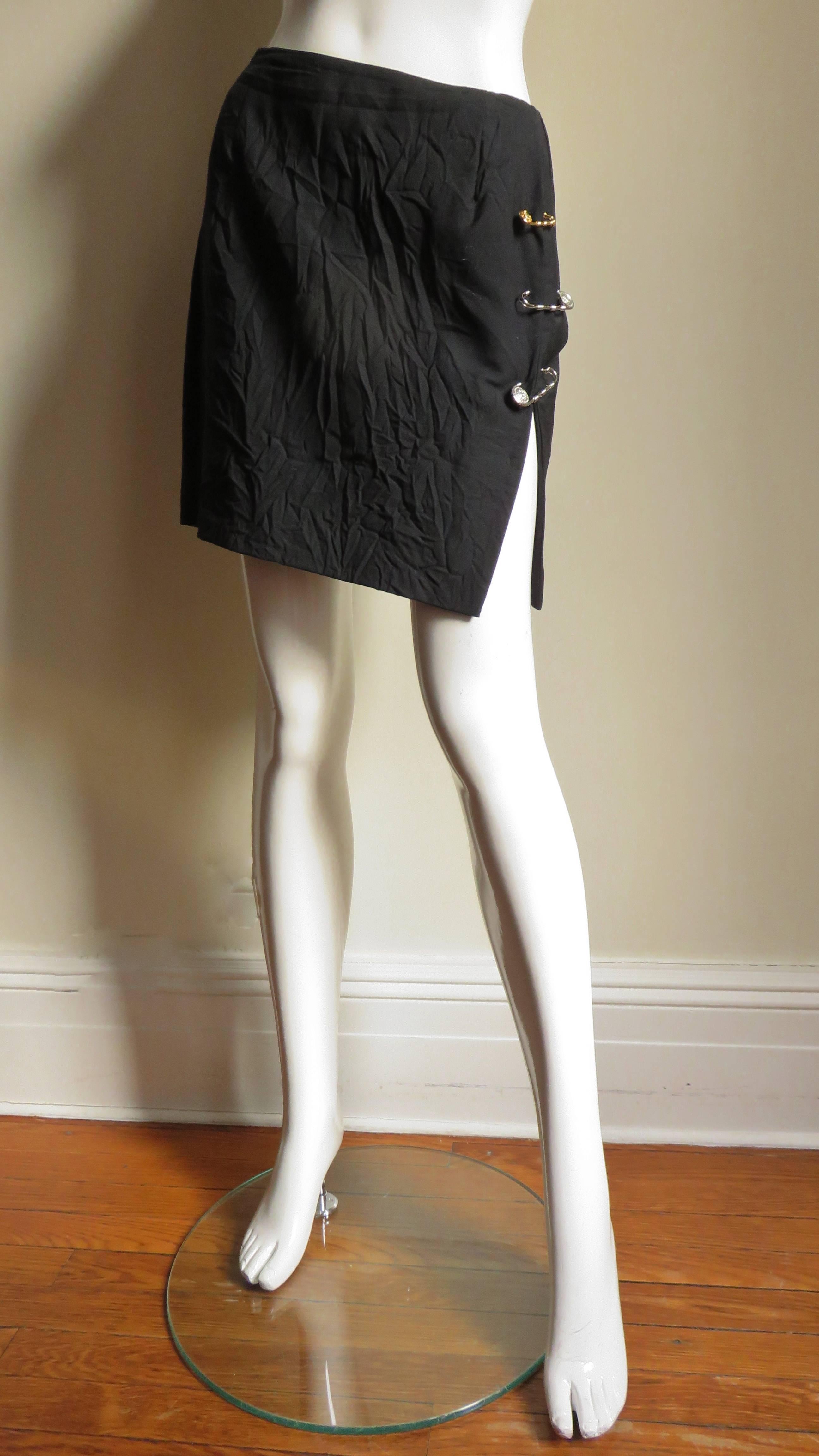 Women's Gianni Versace Safety Pin Skirt 1990s For Sale