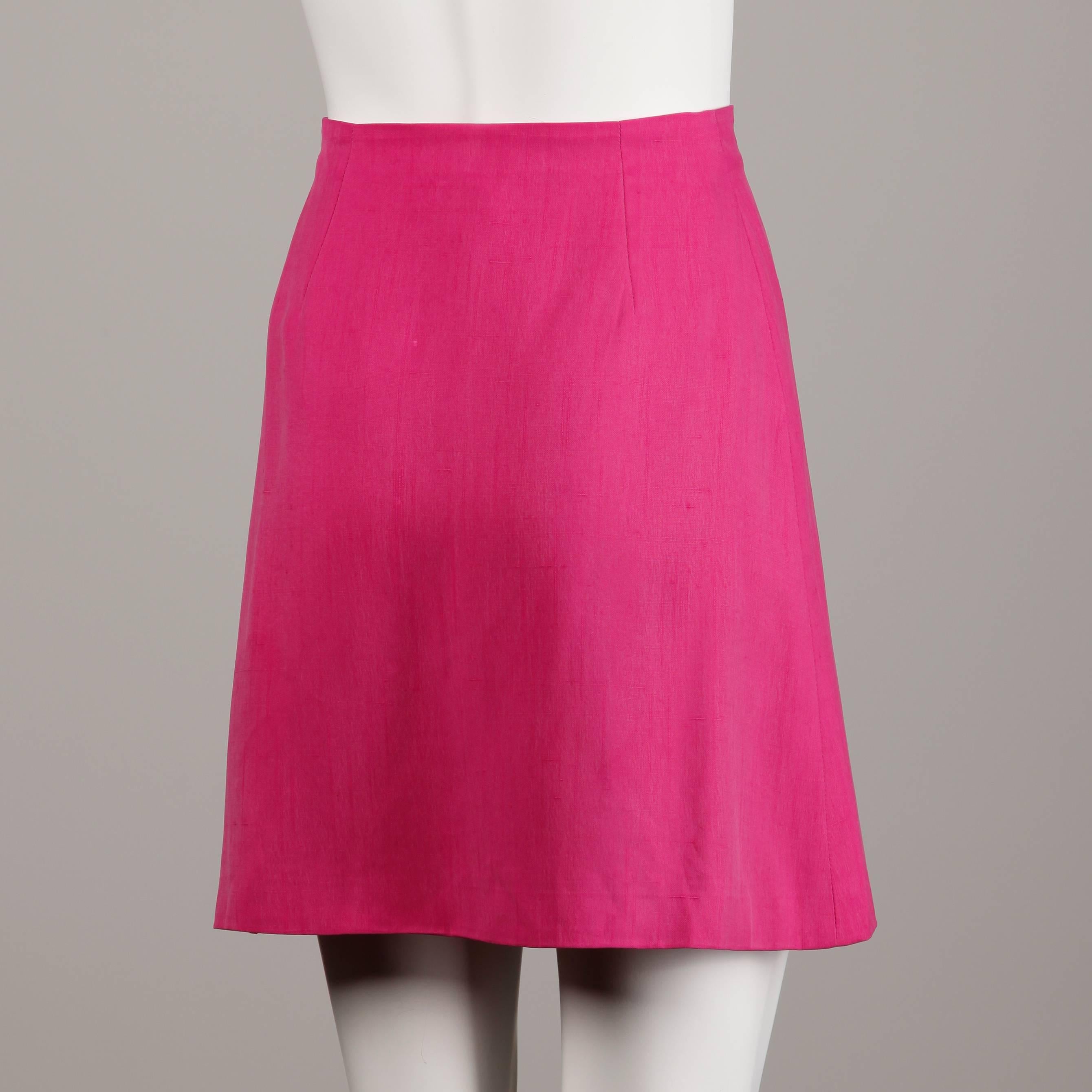 1990s Gianni Versace Couture Vintage Hot Pink Silk Mini Skirt / Medusa Buttons In Excellent Condition In Sparks, NV