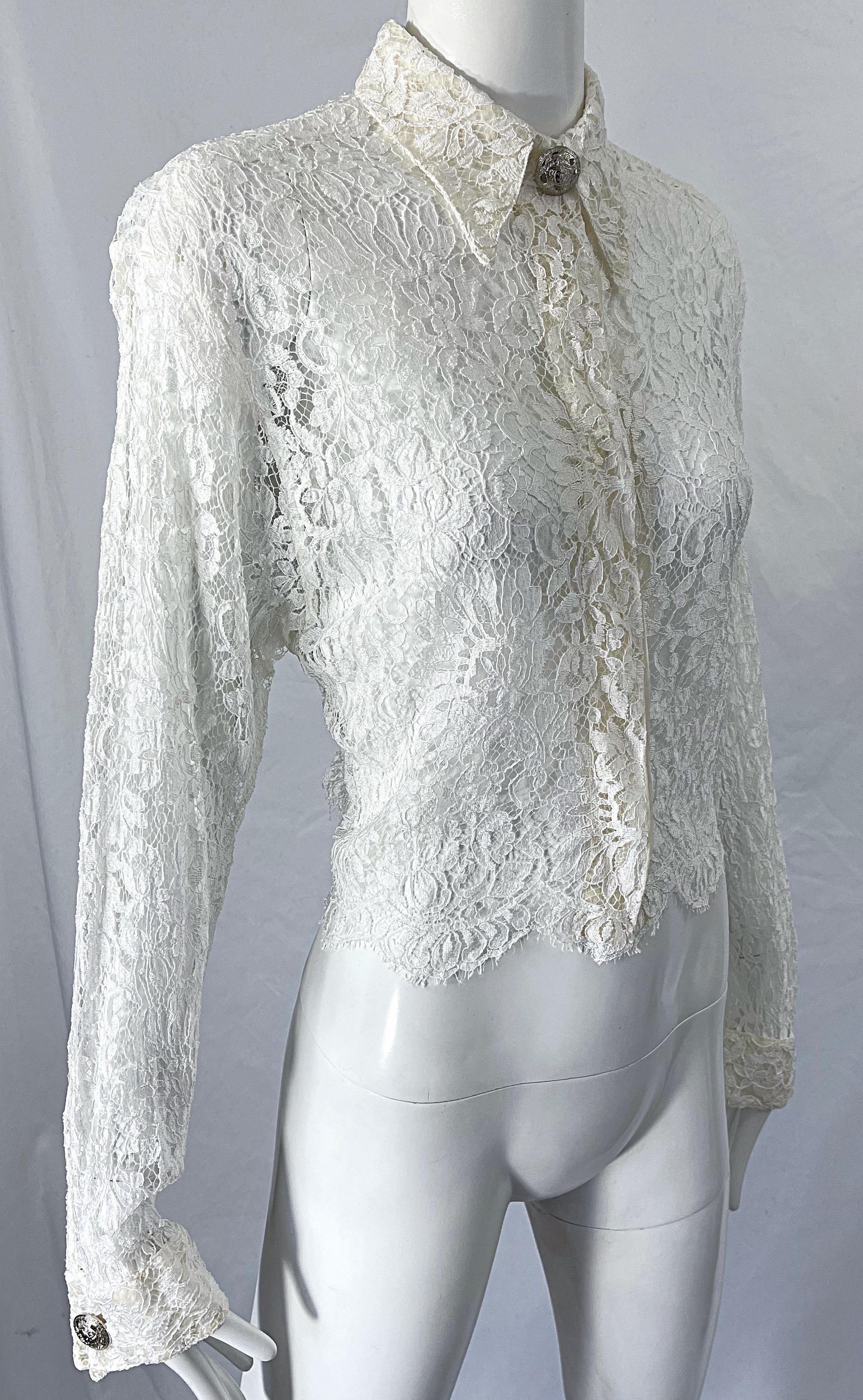 1990s Gianni Versace Couture White Lace Medusa Buttons Size 44 8 / 10 Blouse Top 3