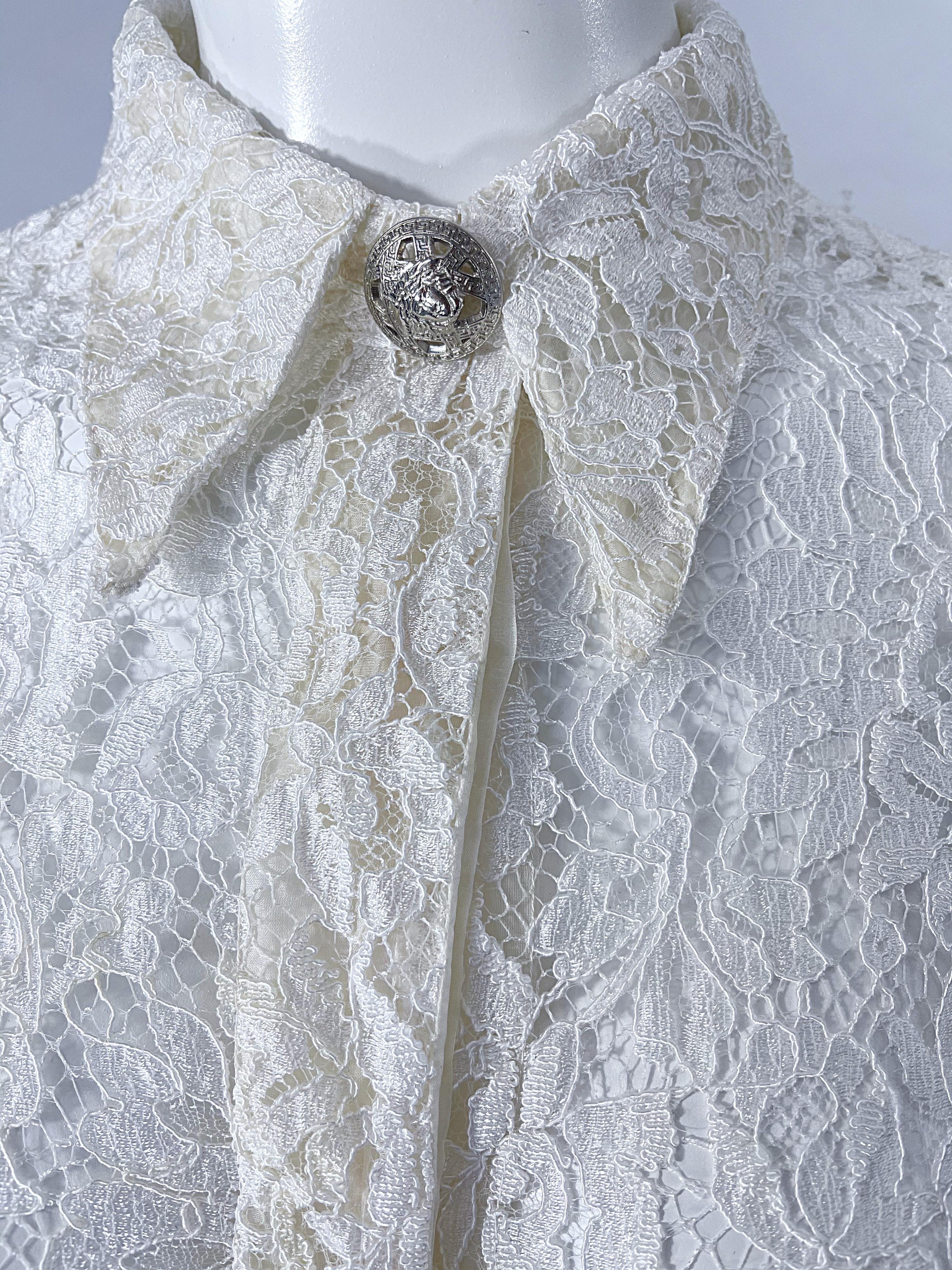 Women's 1990s Gianni Versace Couture White Lace Medusa Buttons Size 44 8 / 10 Blouse Top