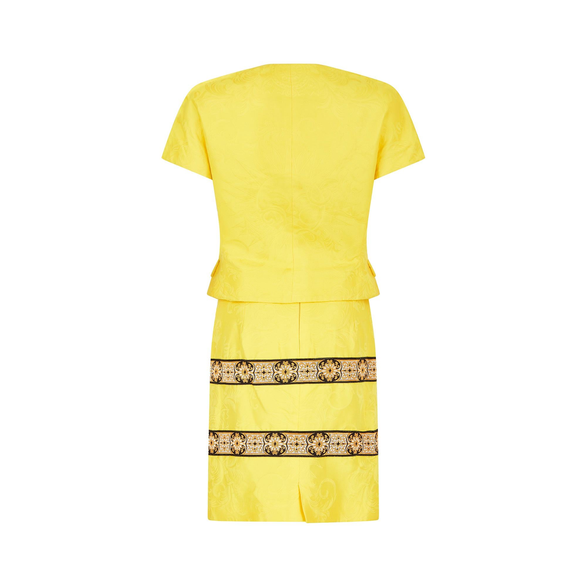 Tailleur jupe baroque jaune Gianni Versace Couture des années 1990 Excellent état - En vente à London, GB