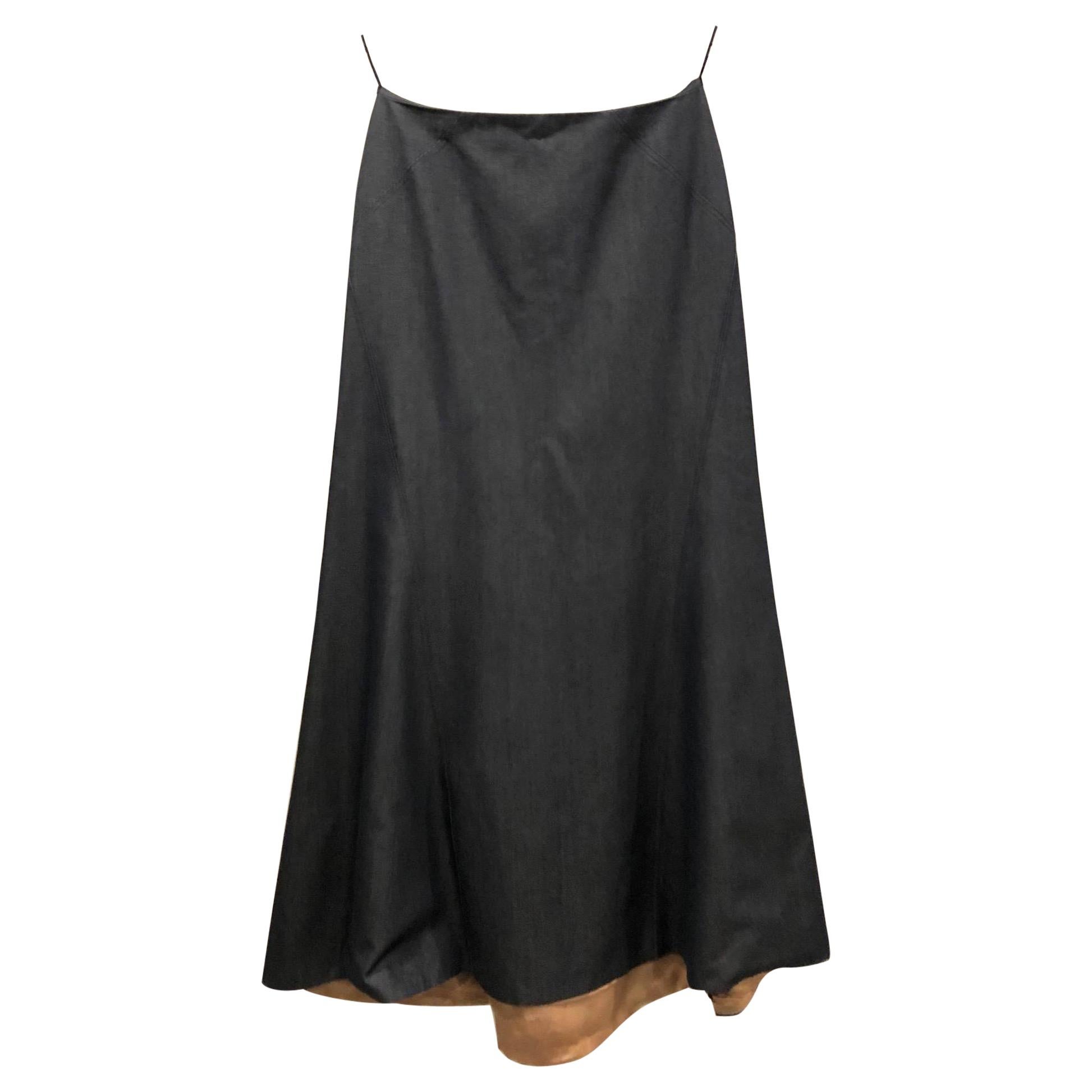 Stunning Gianni Versace Couture Medusa Denim Fishtail Maxi Skirt, light denim fabric, back zipper, medium height waist, silk lining in light brown with medusa print detail, Made in Italy

Measurements
- Size: 42 Italian / 10 UK / 2-4 USA 
- hip to
