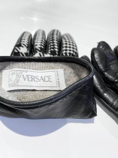 1990s Gianni Versace Houndstooth  Wool Leather Winter Gloves