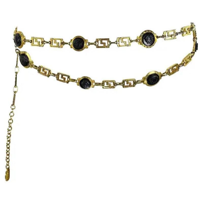 Cinturón dorado Gianni Versace de doble cadena Medusa griega negra de los años 90
