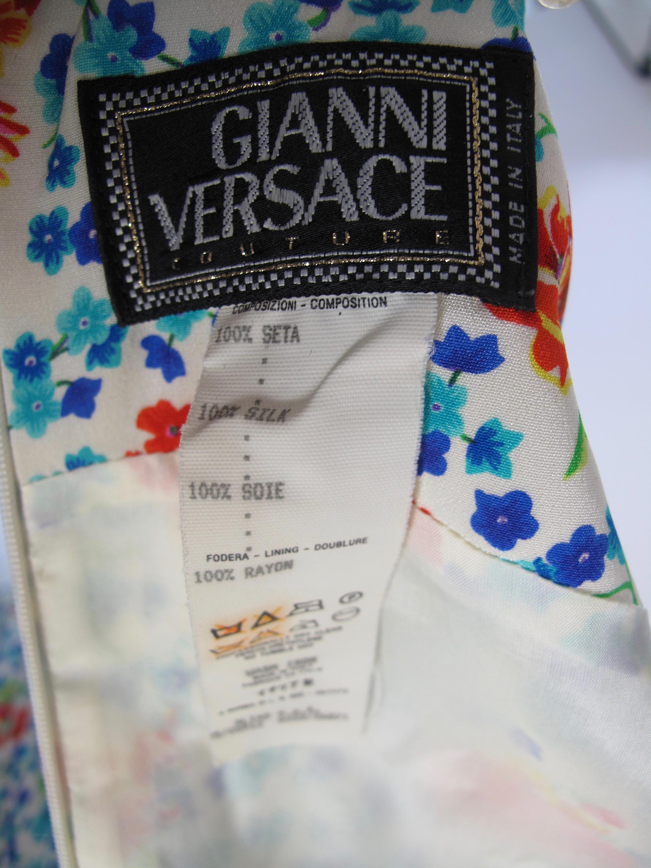 1990s Gianni Versace floral silk dress In Excellent Condition In Austin, TX