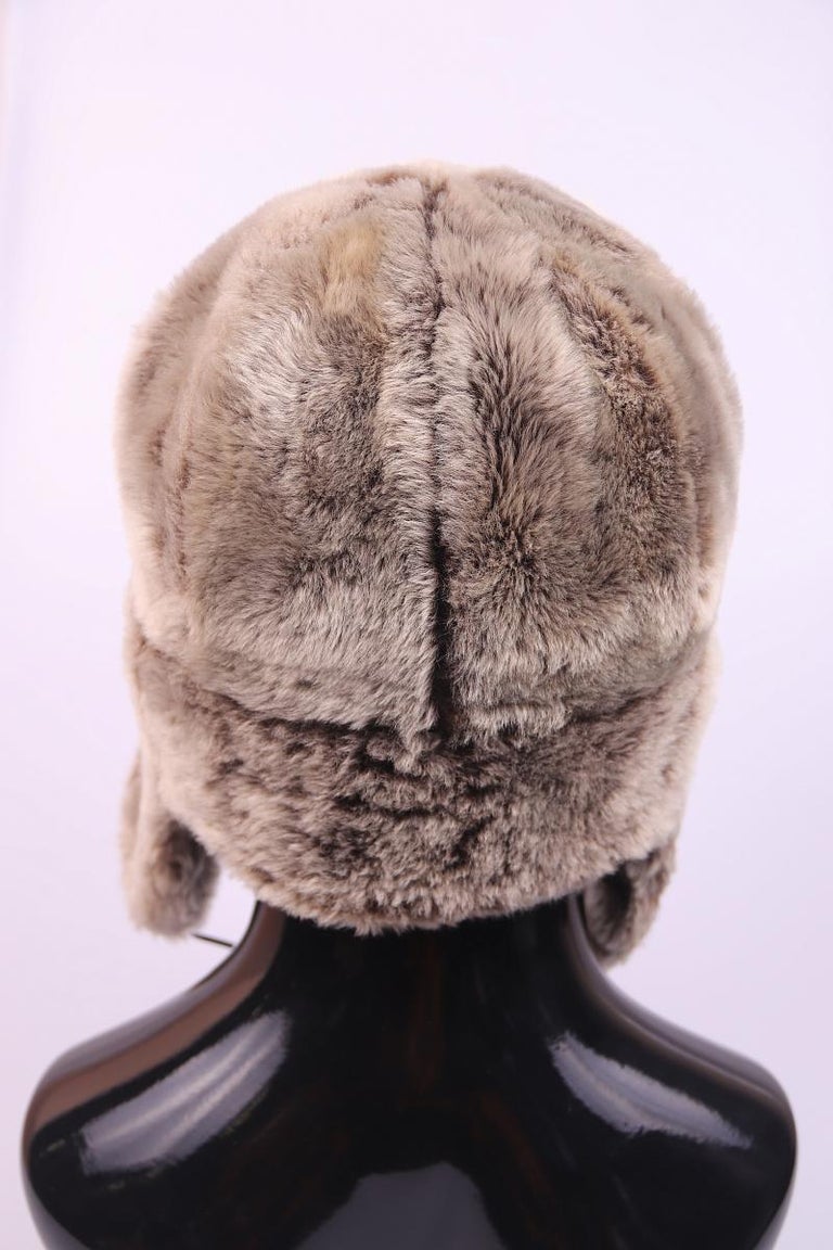1990s Gianni Versace fur hat with earflaps For Sale at 1stDibs display picture 2