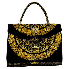 Anni '90 Gianni Versace Borsa con manico superiore in velluto nero con motivo Atelier A, barocco e oro.