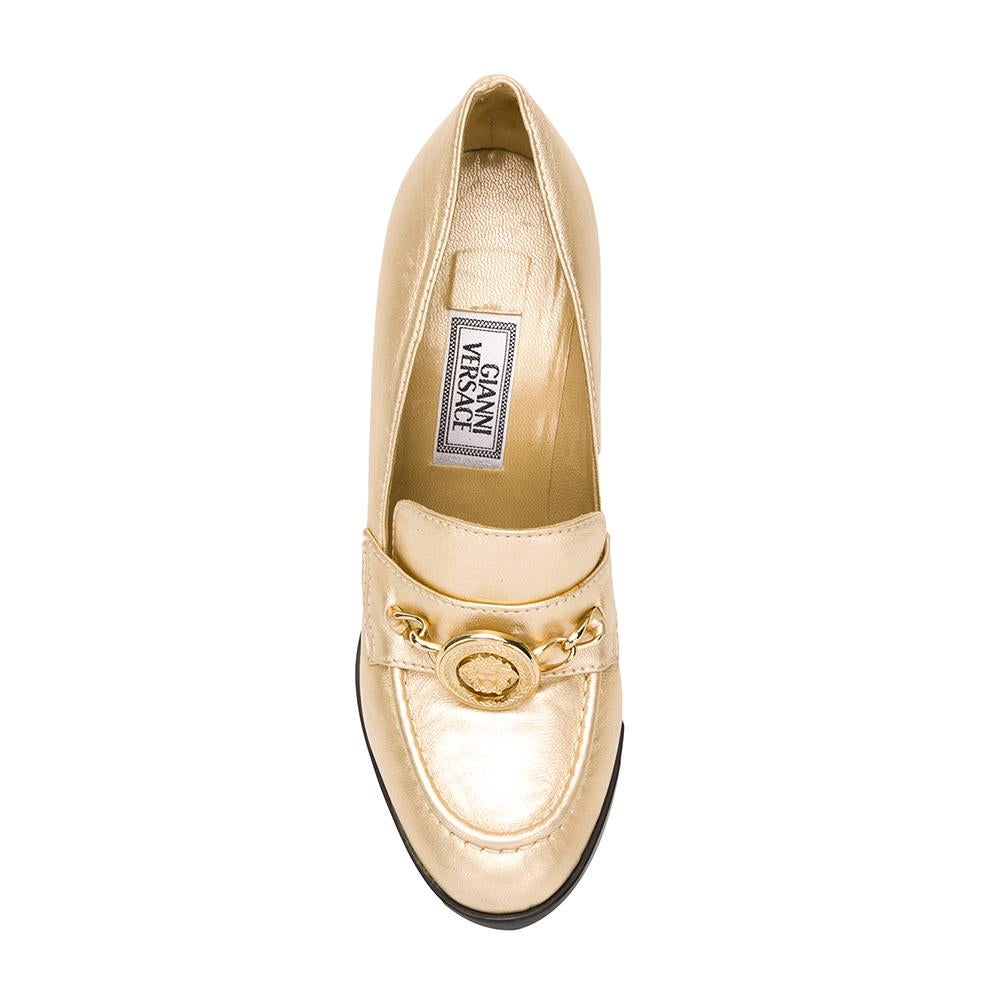 1990s Gianni Versace Golden Pumps In Excellent Condition In Lugo (RA), IT