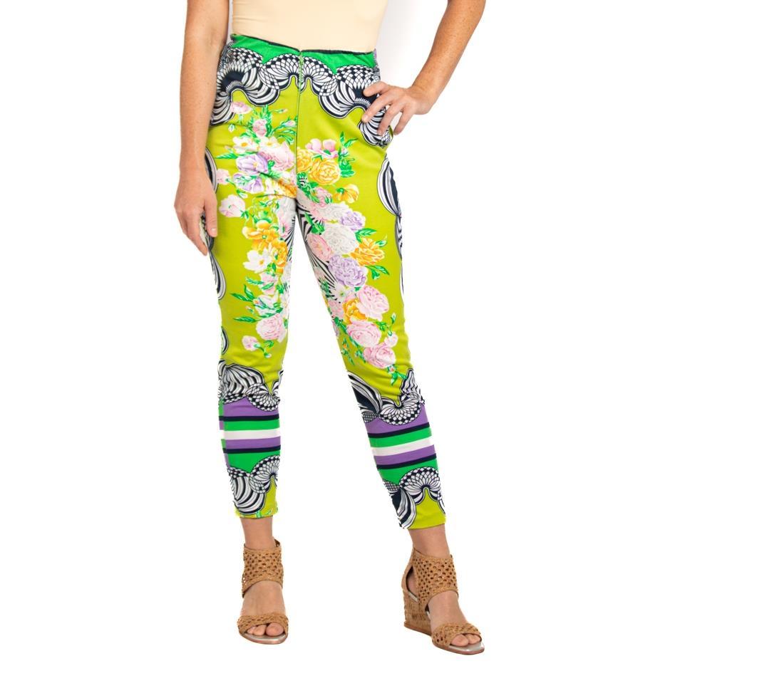 Pantalon vert citron et à fleurs Gianni Versace, années 1990 en vente 2