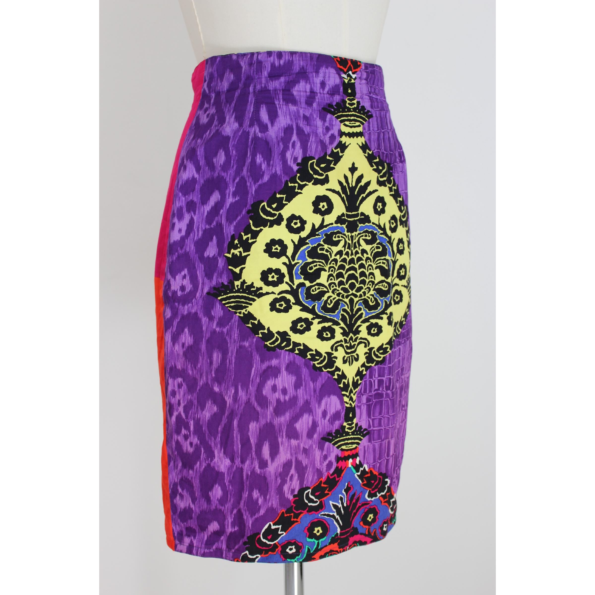 Women's 1990s Gianni Versace Purple Fantasy Cotton Vintage Skirt 