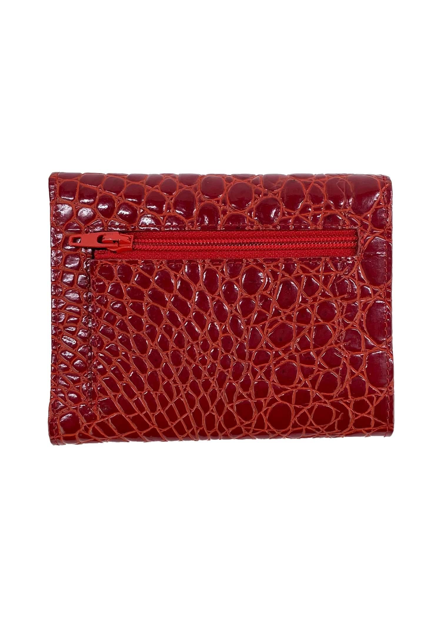 Presenting a new in-box embossed red patent crocodile Gianni Versace bifold wallet. This beautiful wallet is constructed of an embossed crocodile skin exterior and a smooth leather interior. The wallet is over 20 years old and comes with box and