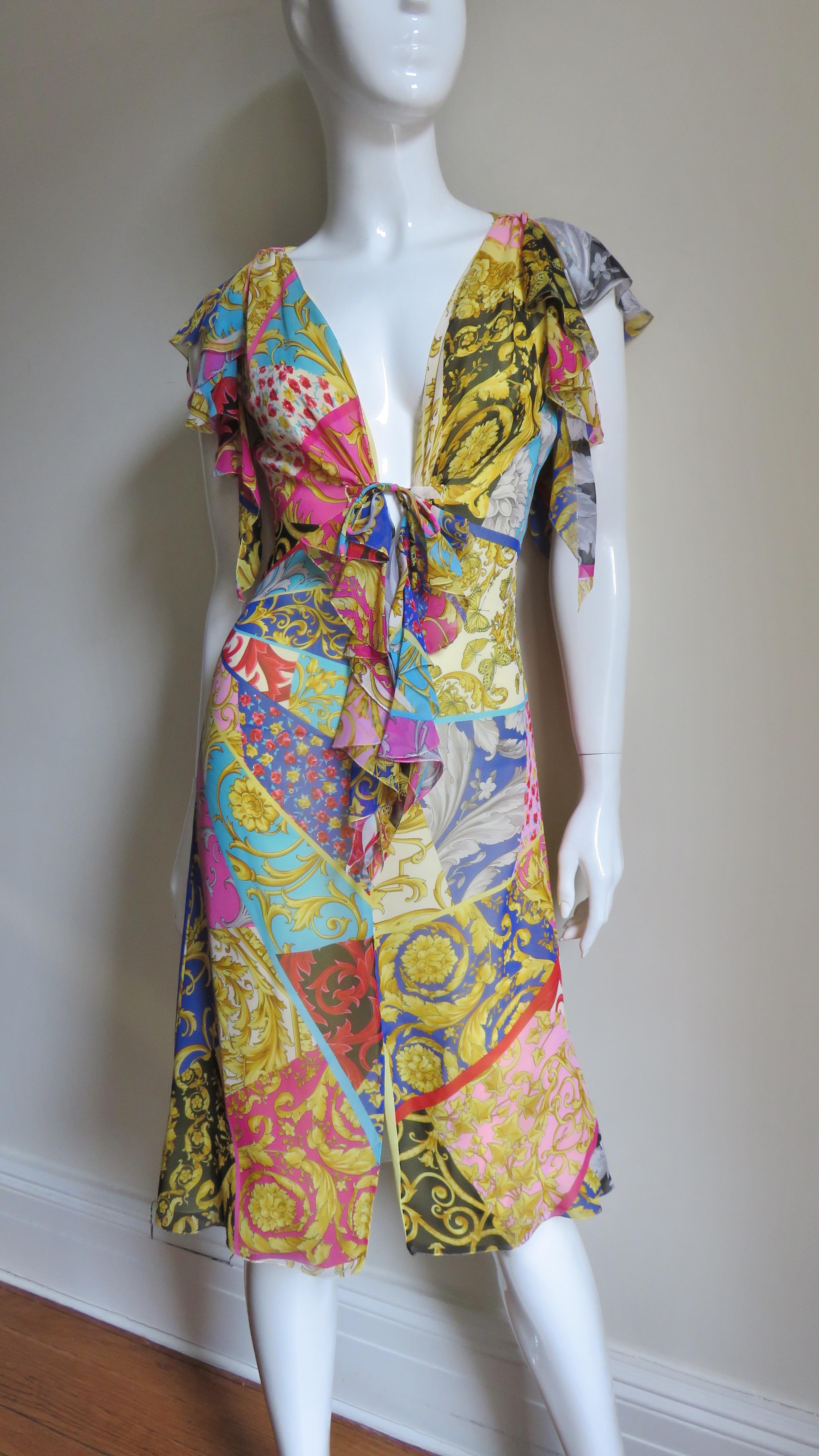 Women's 1990s Gianni Versace Silk Scarf Print Plunge Dress