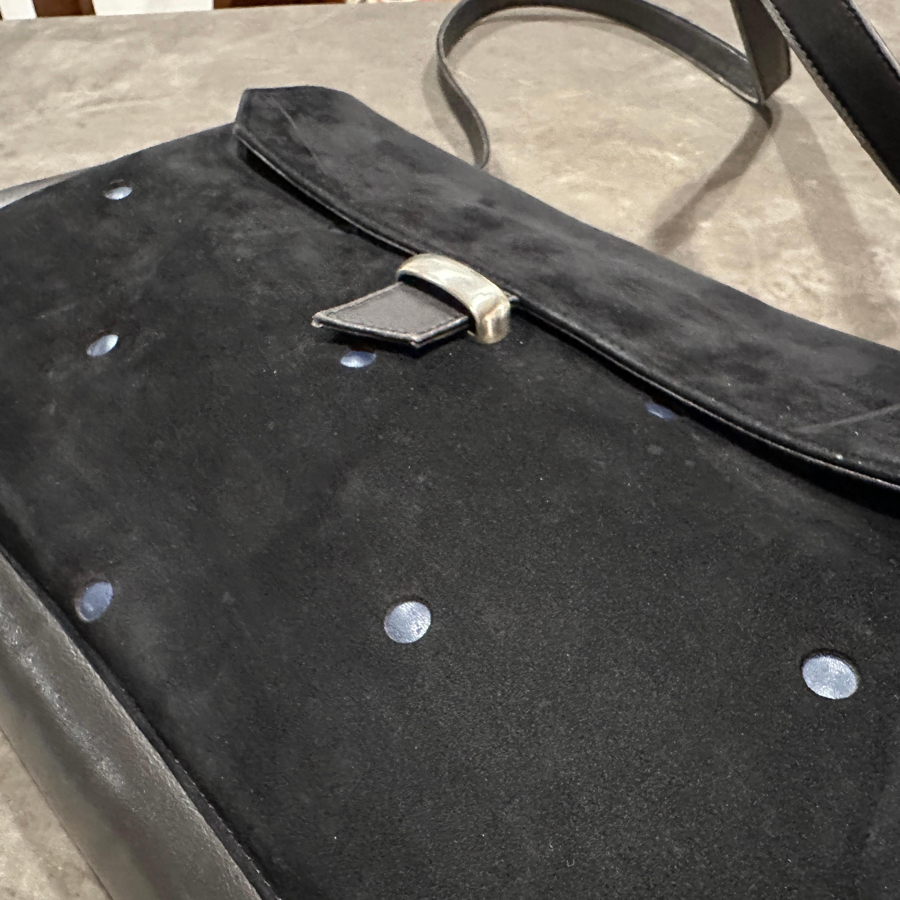 1990s Gianni Versace Suede and Leather Shoulder Bag For Sale 5