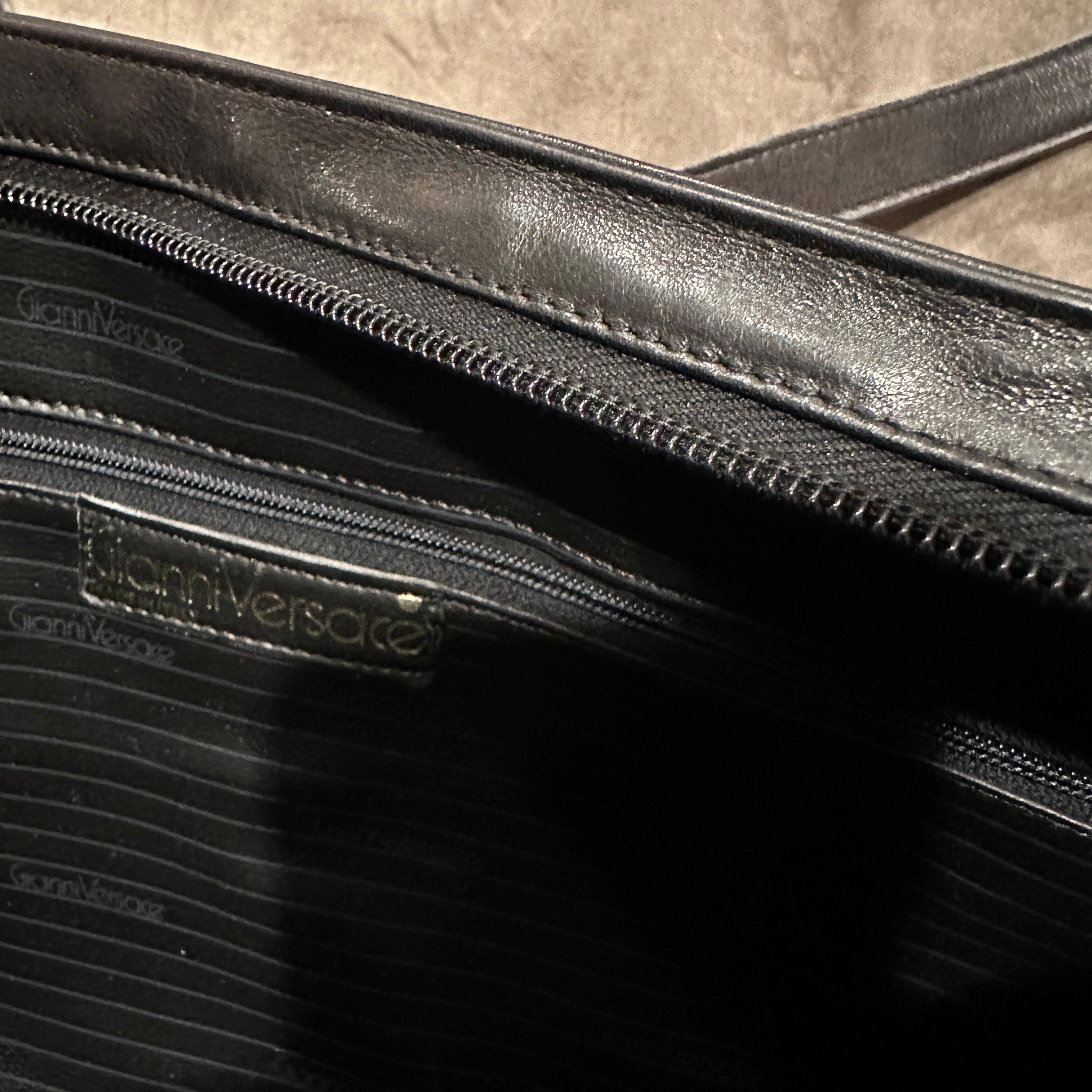1990s Gianni Versace Suede and Leather Shoulder Bag For Sale 2