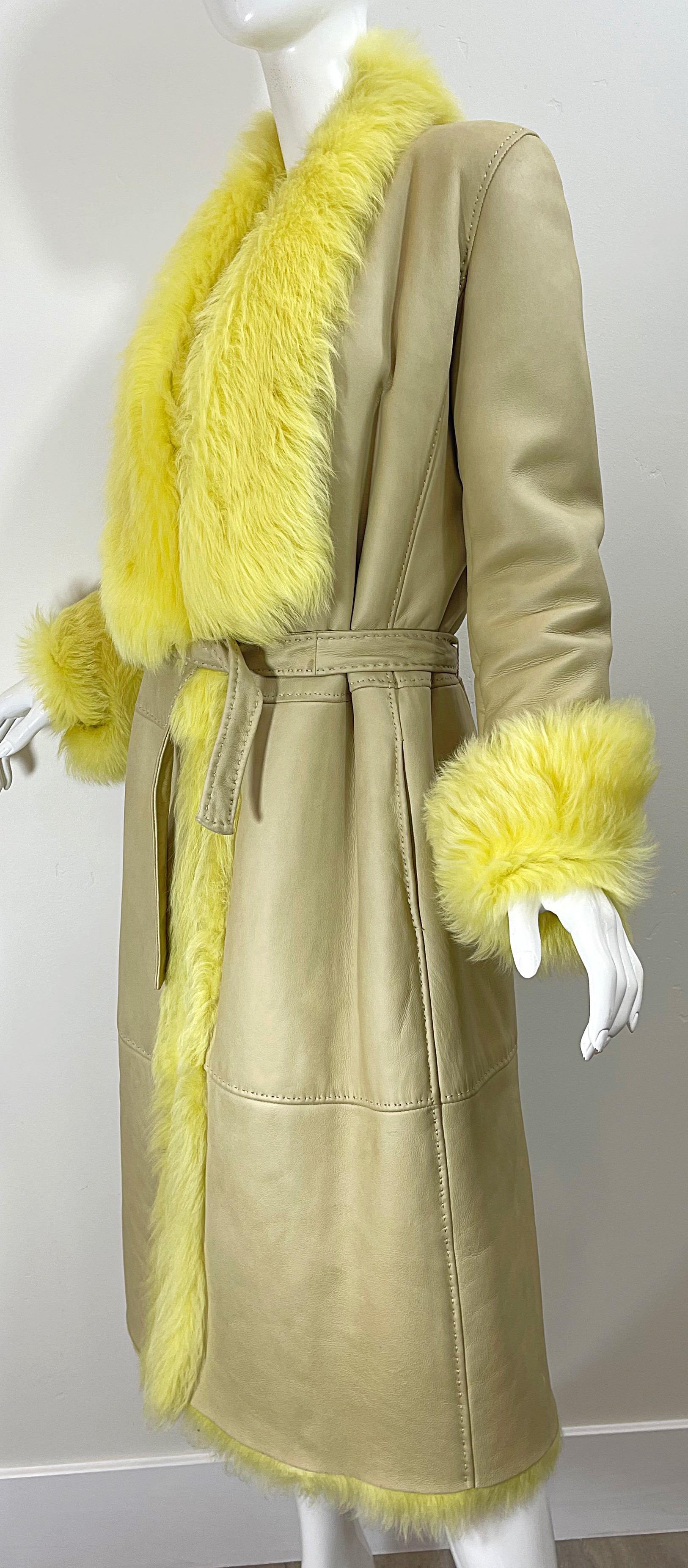 1990s Gianni Versace Tan Leather Yellow Shearling Fur Vintage Trench Coat Jacket For Sale 2