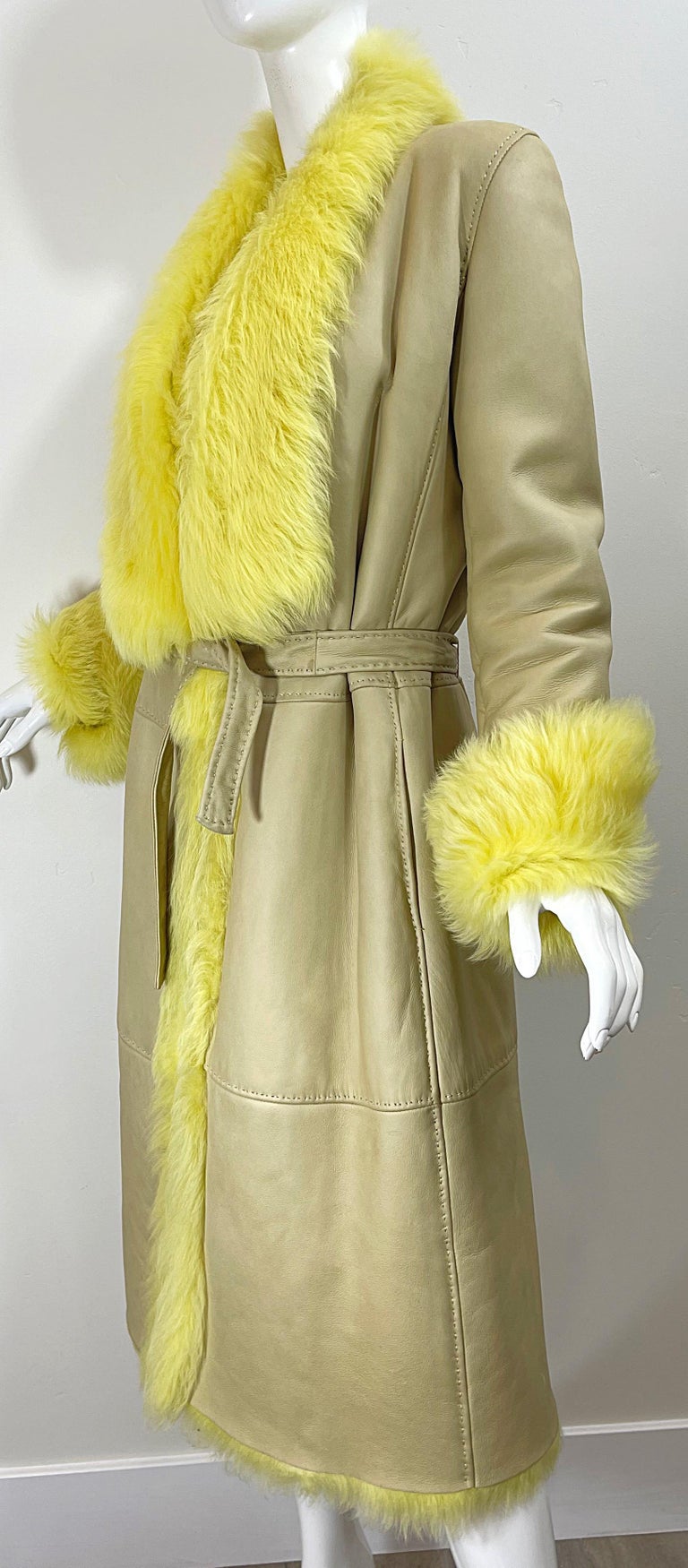 1990s Gianni Versace Tan Leather Yellow Shearling Fur Vintage Trench Coat Jacket For Sale 5