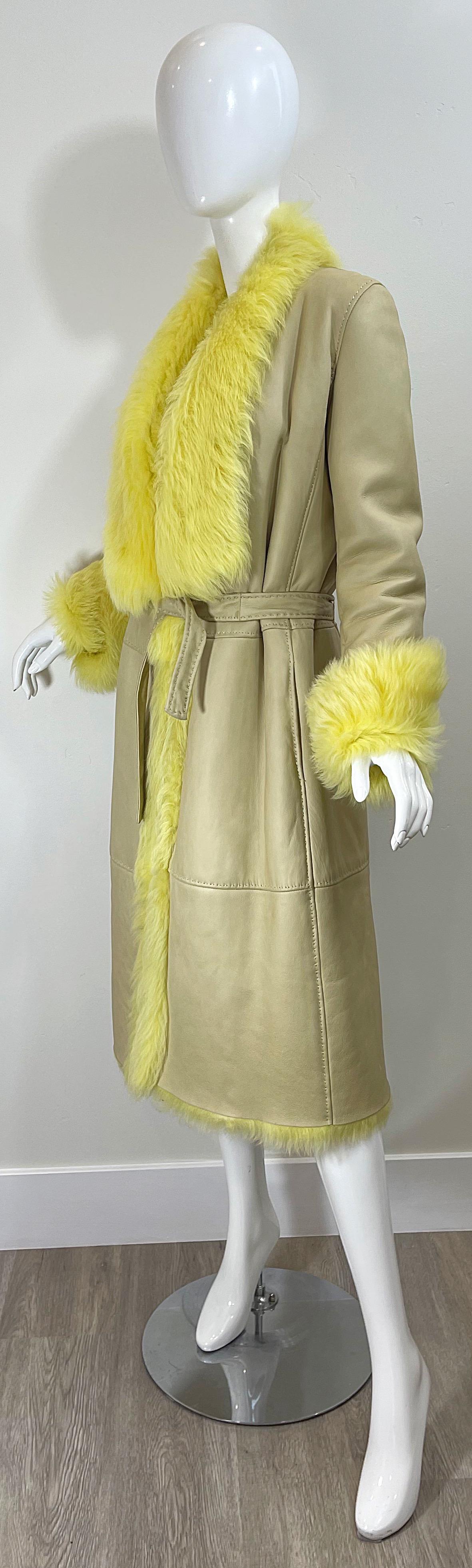 1990s Gianni Versace Tan Leather Yellow Shearling Fur Vintage Trench Coat Jacket For Sale 3