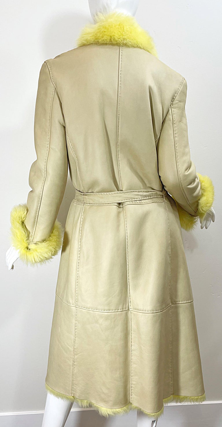 1990s Gianni Versace Tan Leather Yellow Shearling Fur Vintage Trench Coat Jacket For Sale 7