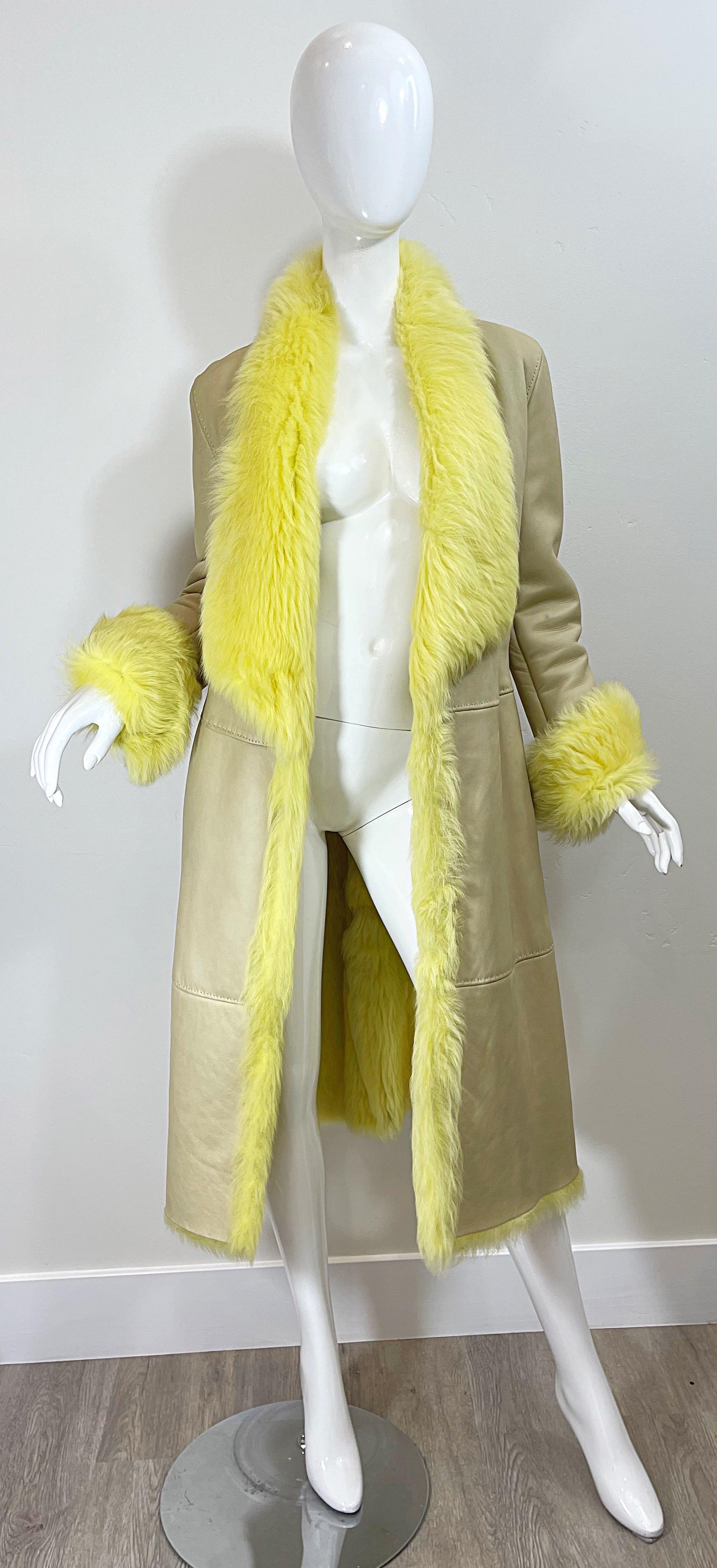 1990s Gianni Versace Tan Leather Yellow Shearling Fur Vintage Trench Coat Jacket For Sale 6