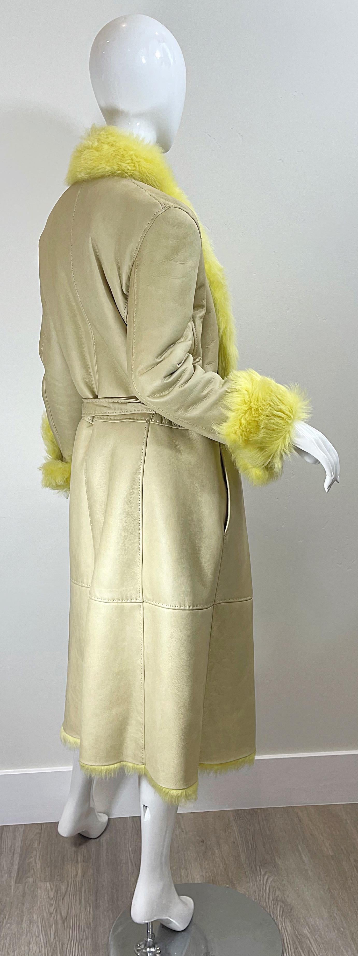 1990s Gianni Versace Tan Leather Yellow Shearling Fur Vintage Trench Coat Jacket For Sale 7