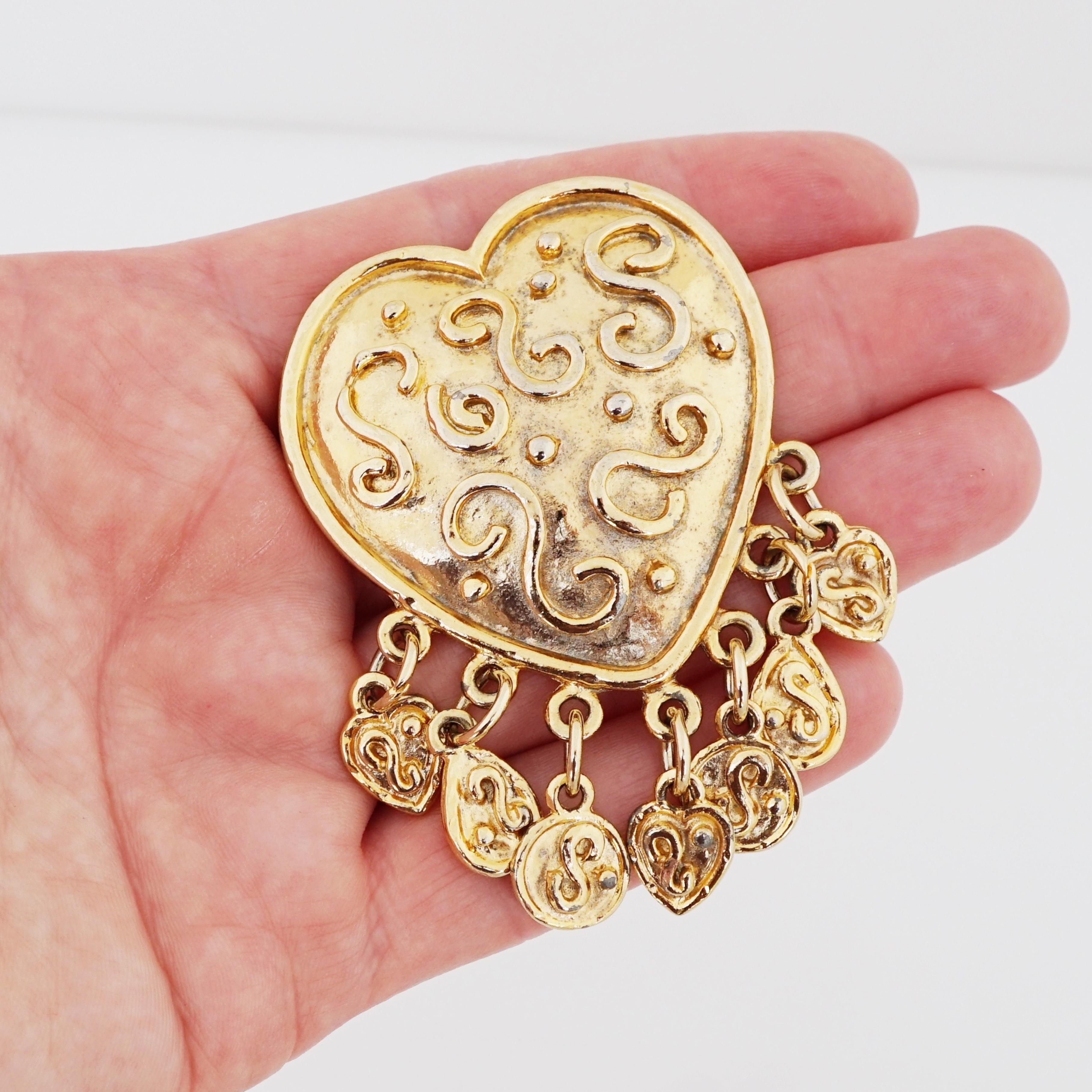 1990s Gilded Heart Brooch w/ Scroll Details & Dangle Accents By Edouard Rambaud In Good Condition For Sale In McKinney, TX