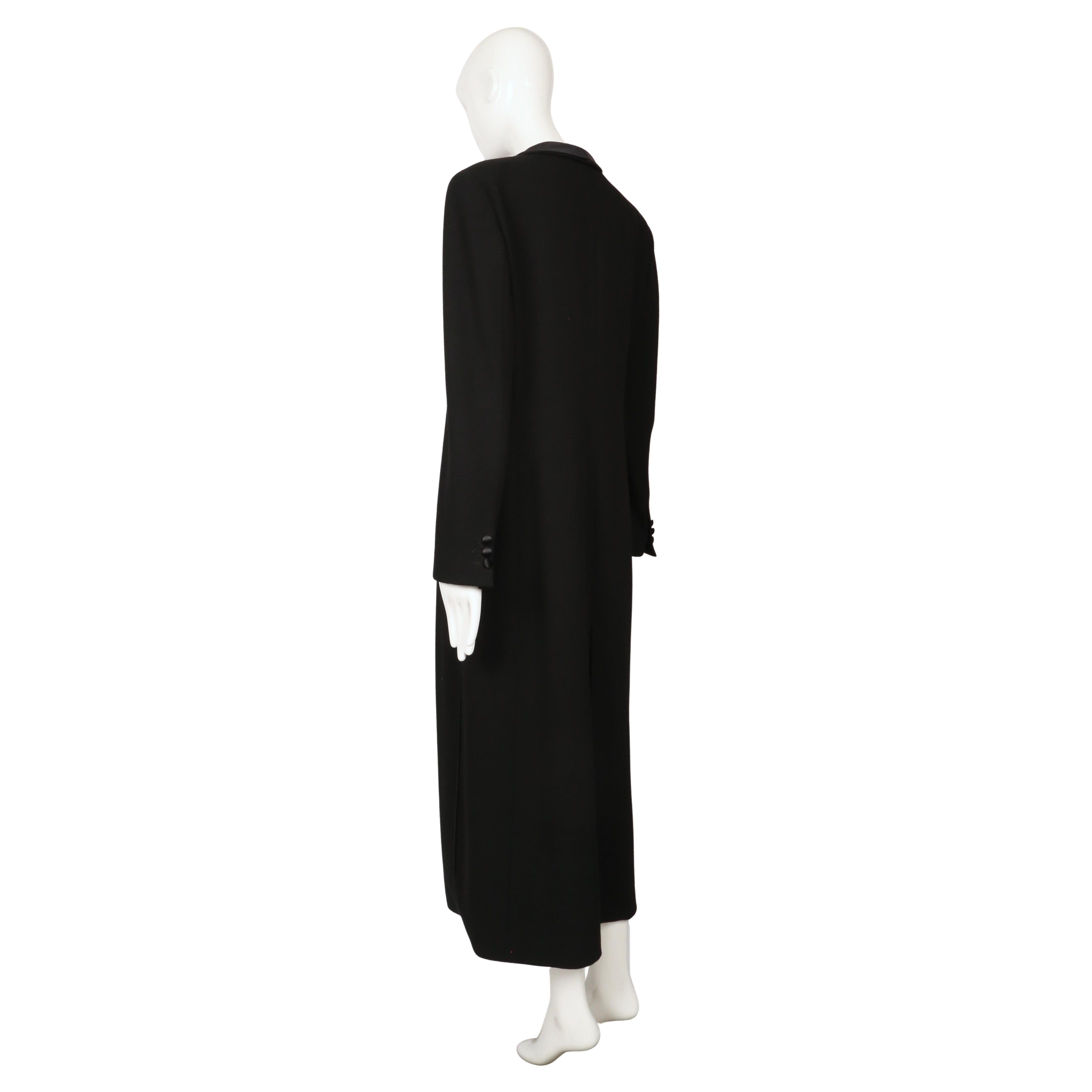 1990er GIORGIO ARMANI Smokingmantel aus schwarzer Wolle mit Satin- und Cordbesatz für Damen oder Herren im Angebot