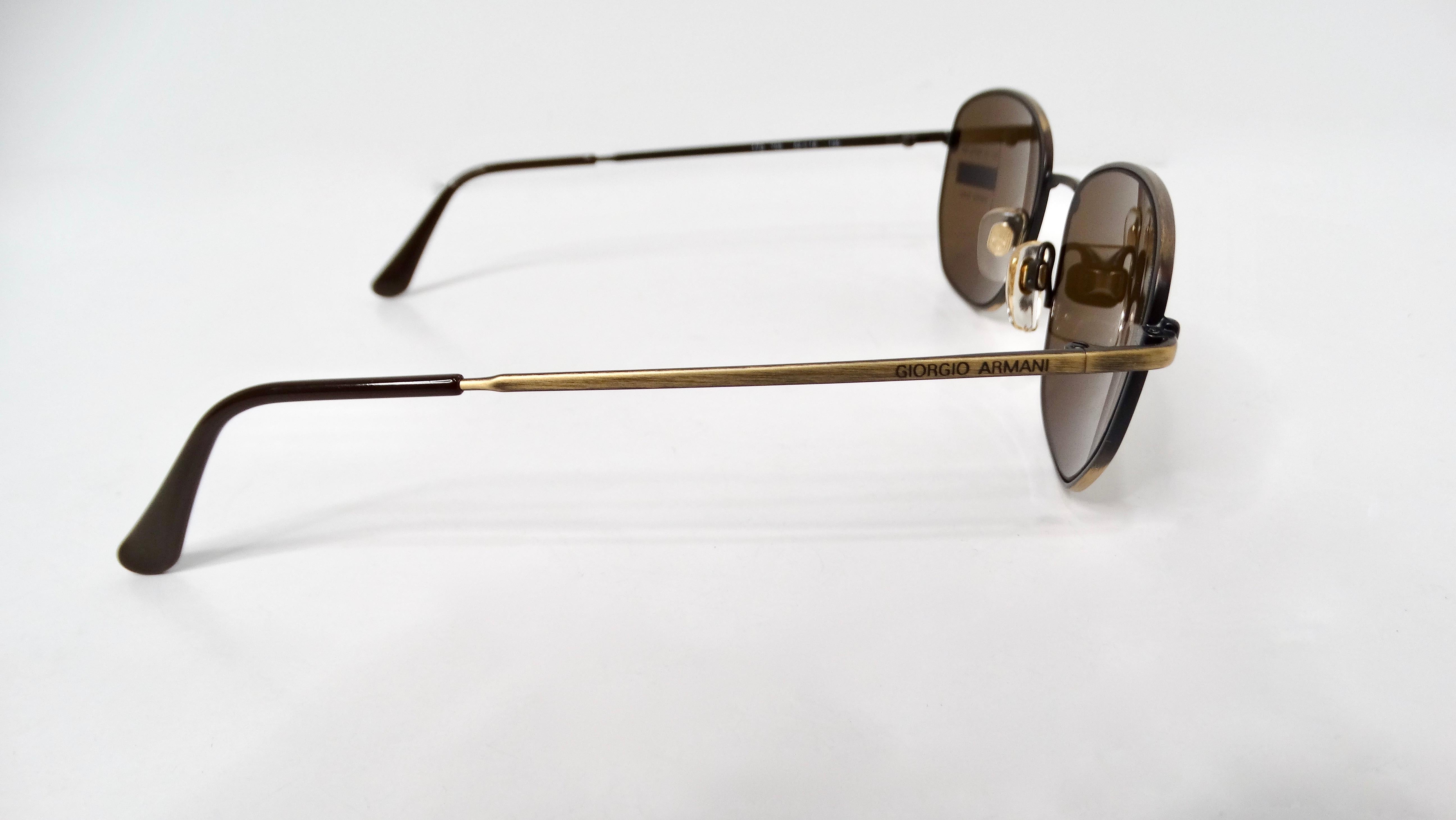1990er Giorgio Armani Brown getönte & goldfarbene Metall-Sonnenbrille im Angebot 3