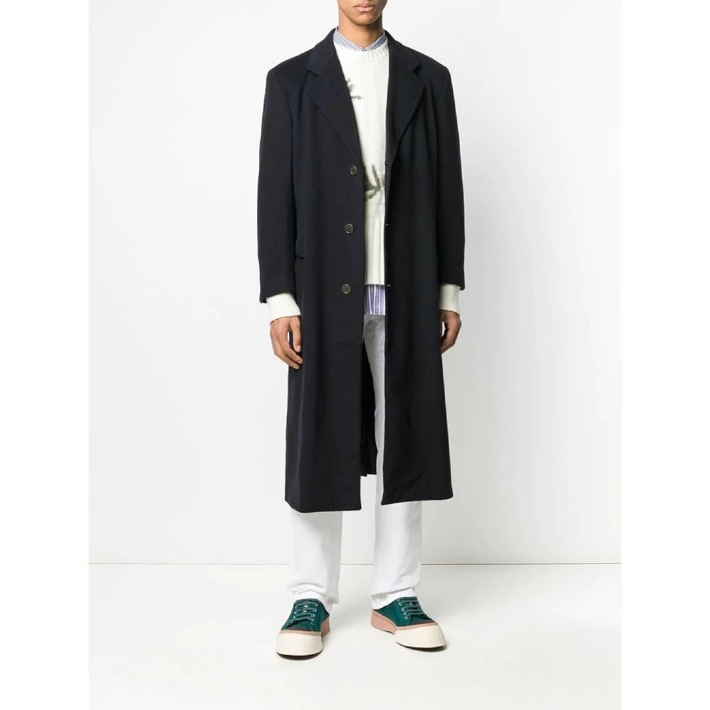 Giorgio Armani dark blue cashmere long coat. Classic lapel collar, long sleeves and front closure with buttons, two front welt pockets and slit on the back. Lined. 
Years: 90s

Made in Italy

Size: 46 IT

Flat measurements

Height: 125 cm
Bust: 56