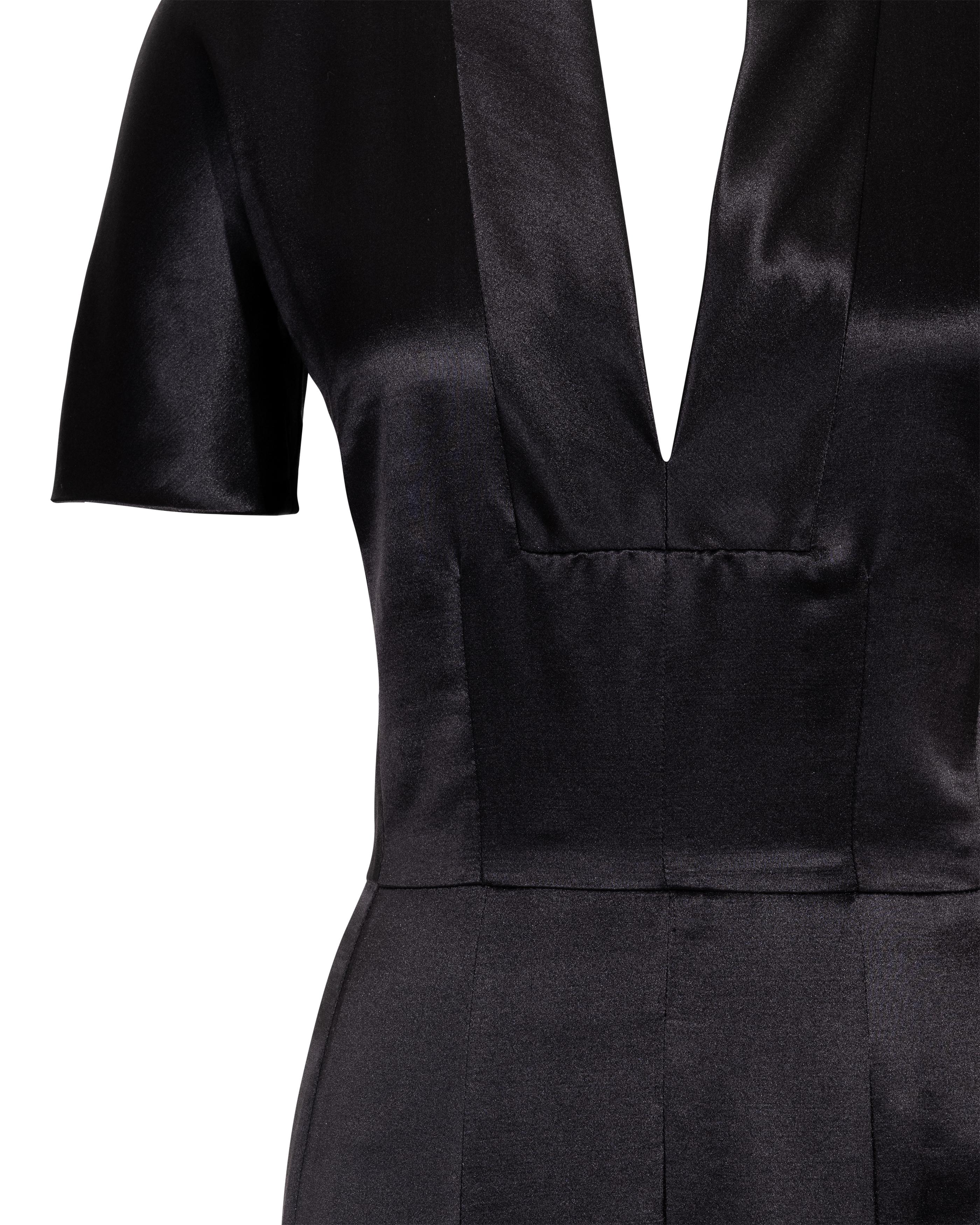 Robe plissée noire Givenchy par Alexander McQueen des années 1990 1