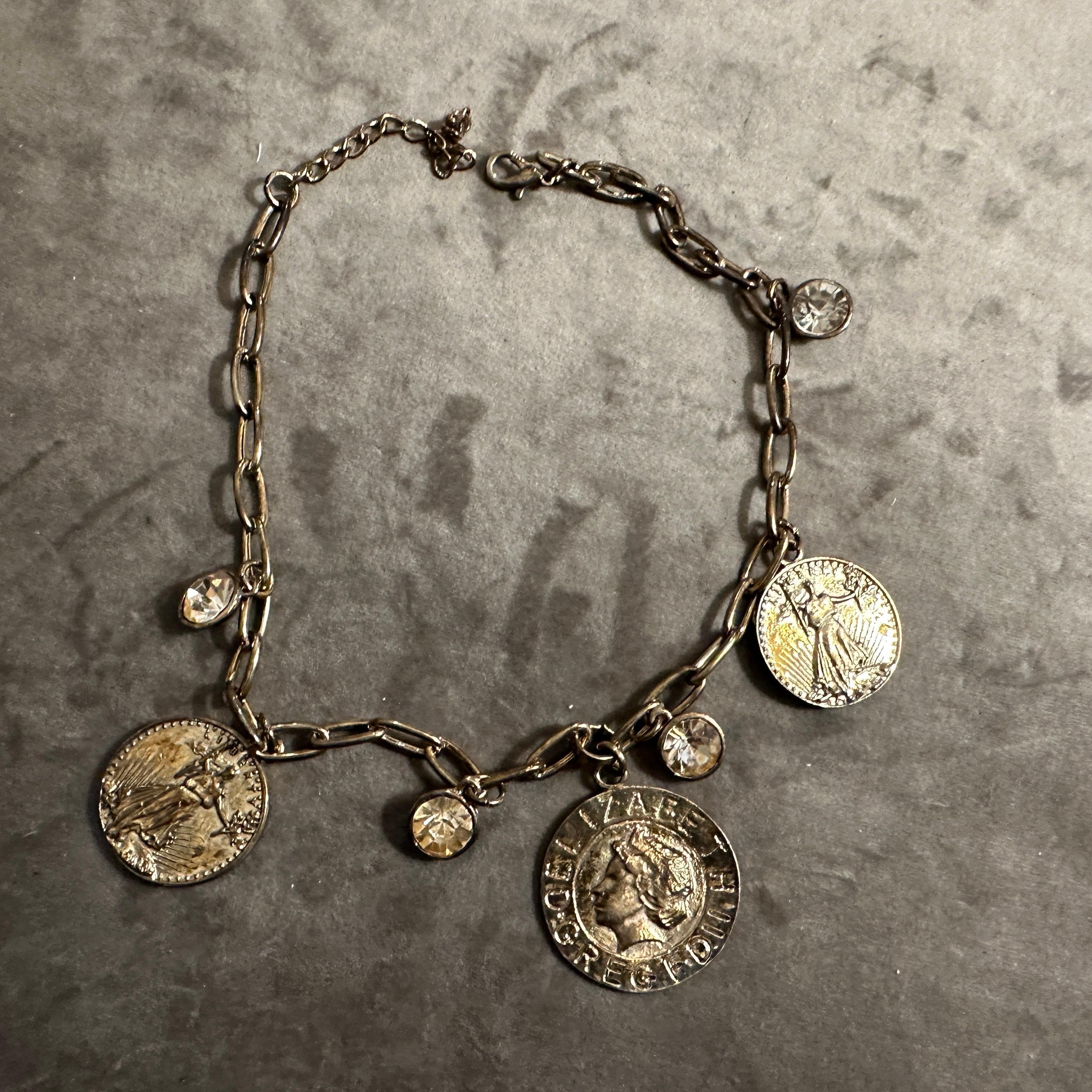 1990s Gold-Tone Costume jewelry Italian Charms Necklace For Sale 2