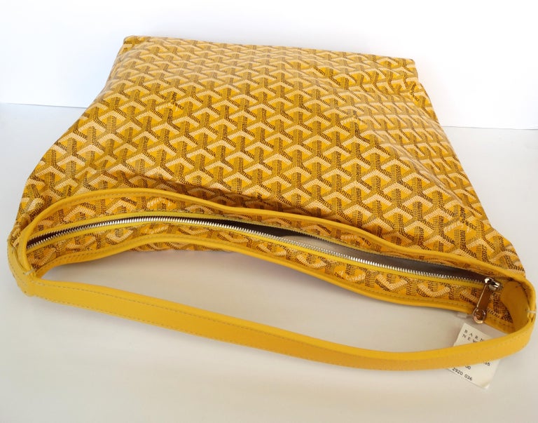 Leather tote Goyard Yellow in Leather - 31644900