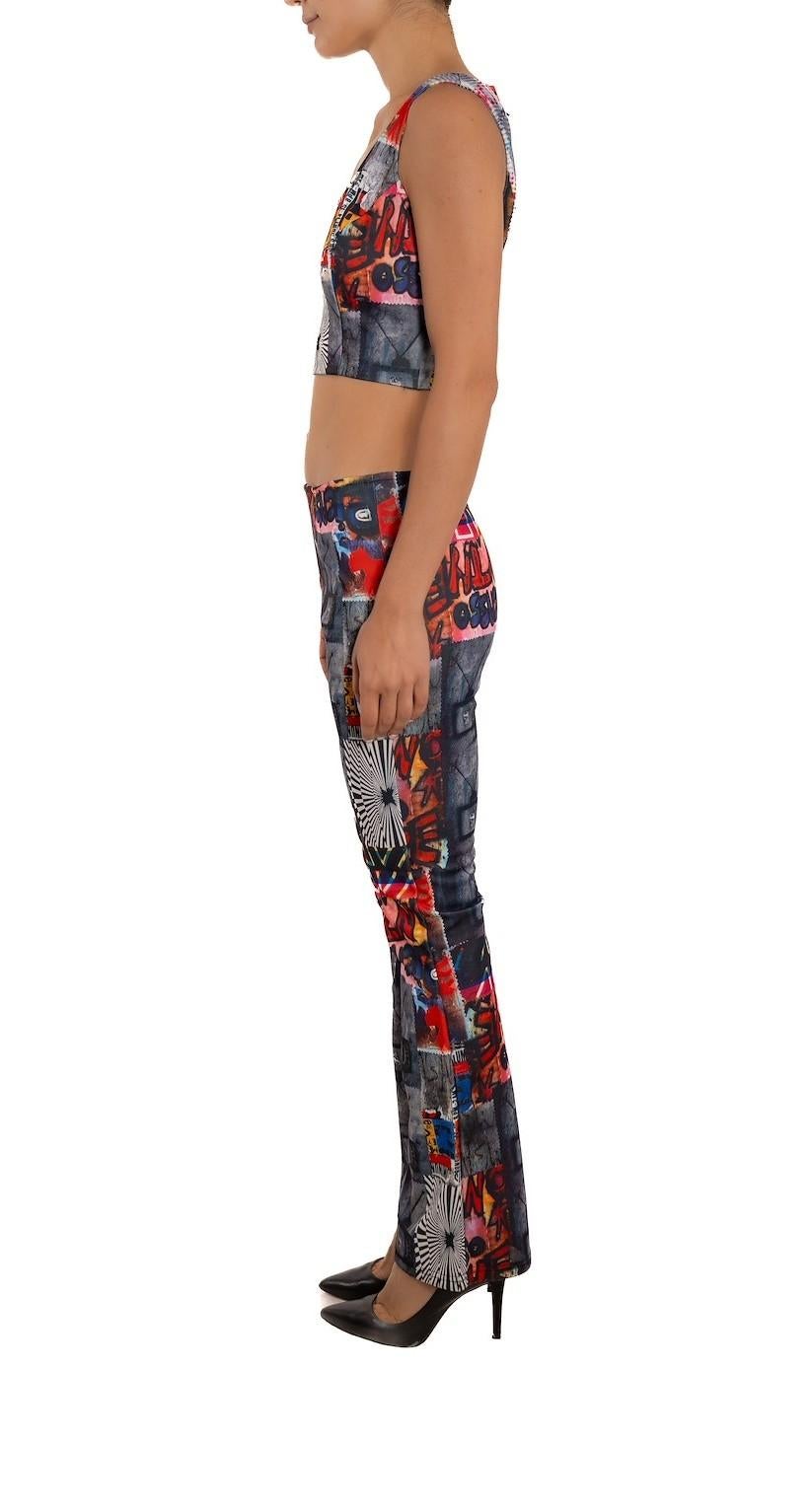 1990S Ensemble imprimé en polyester gris multicolore Bon état - En vente à New York, NY