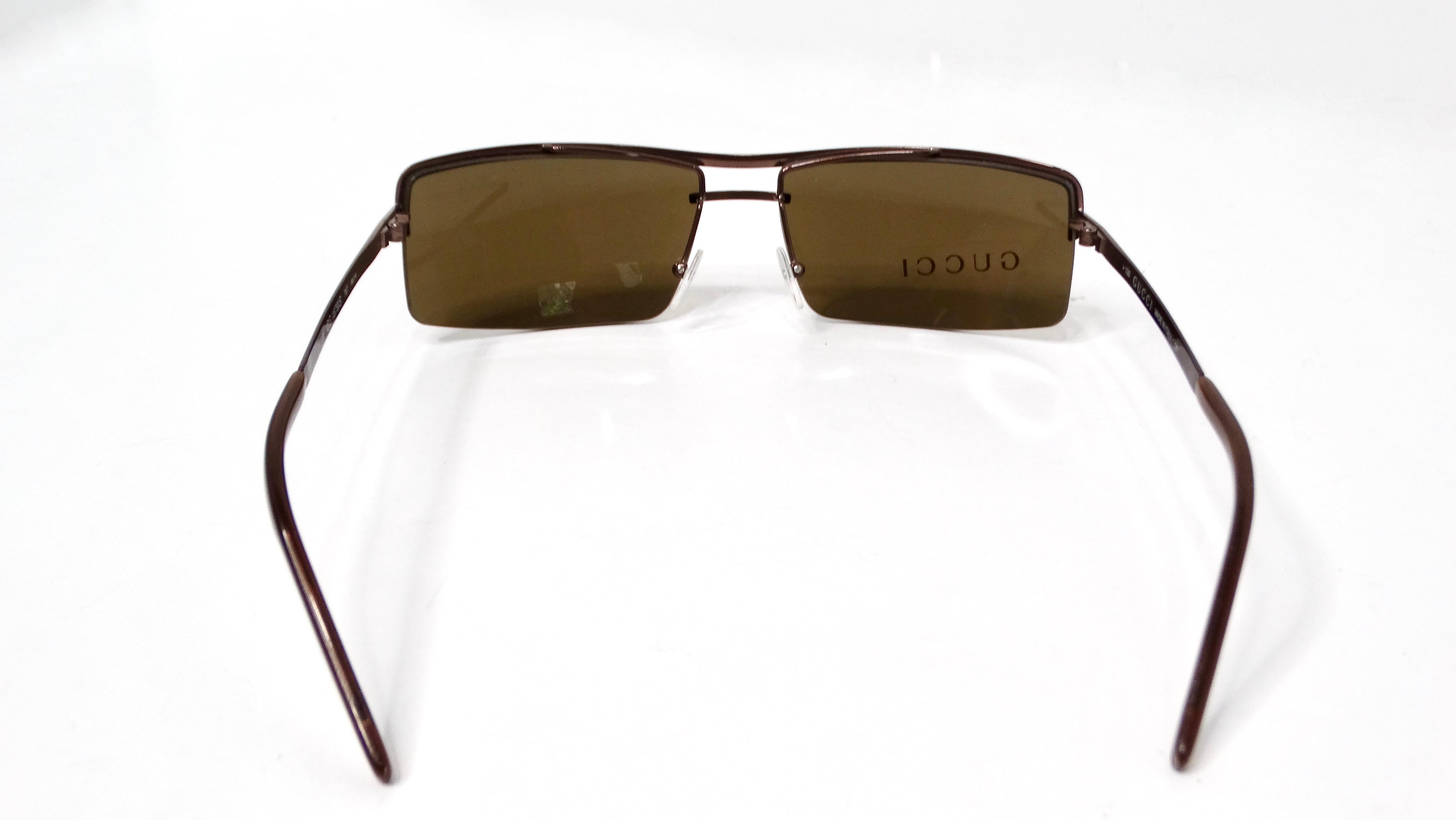 De las mujeres Gafas de sol tintadas con montura metálica rectangular marrón Gucci de los años 90 en venta