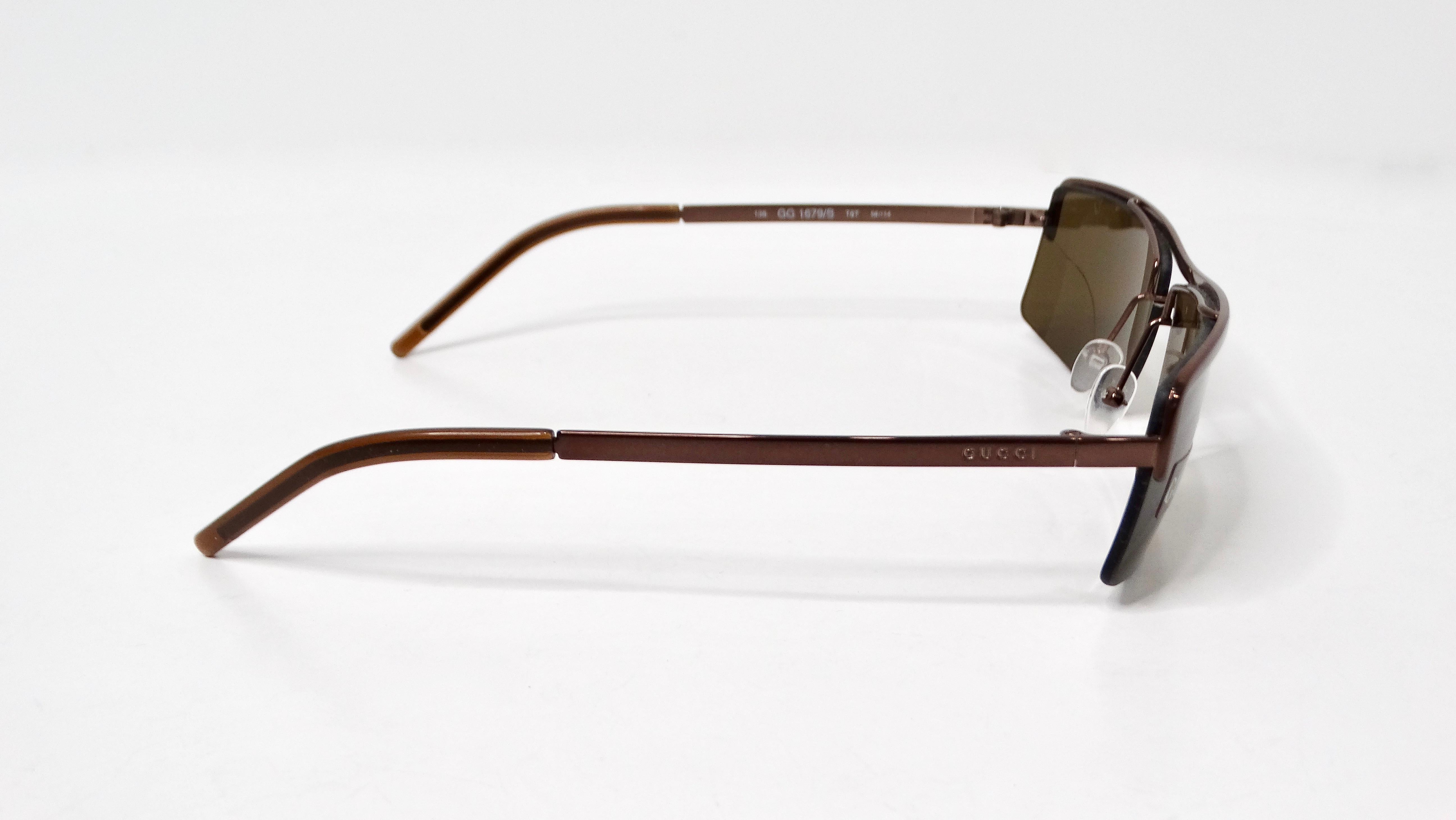 Gafas de sol tintadas con montura metálica rectangular marrón Gucci de los años 90 en venta 3