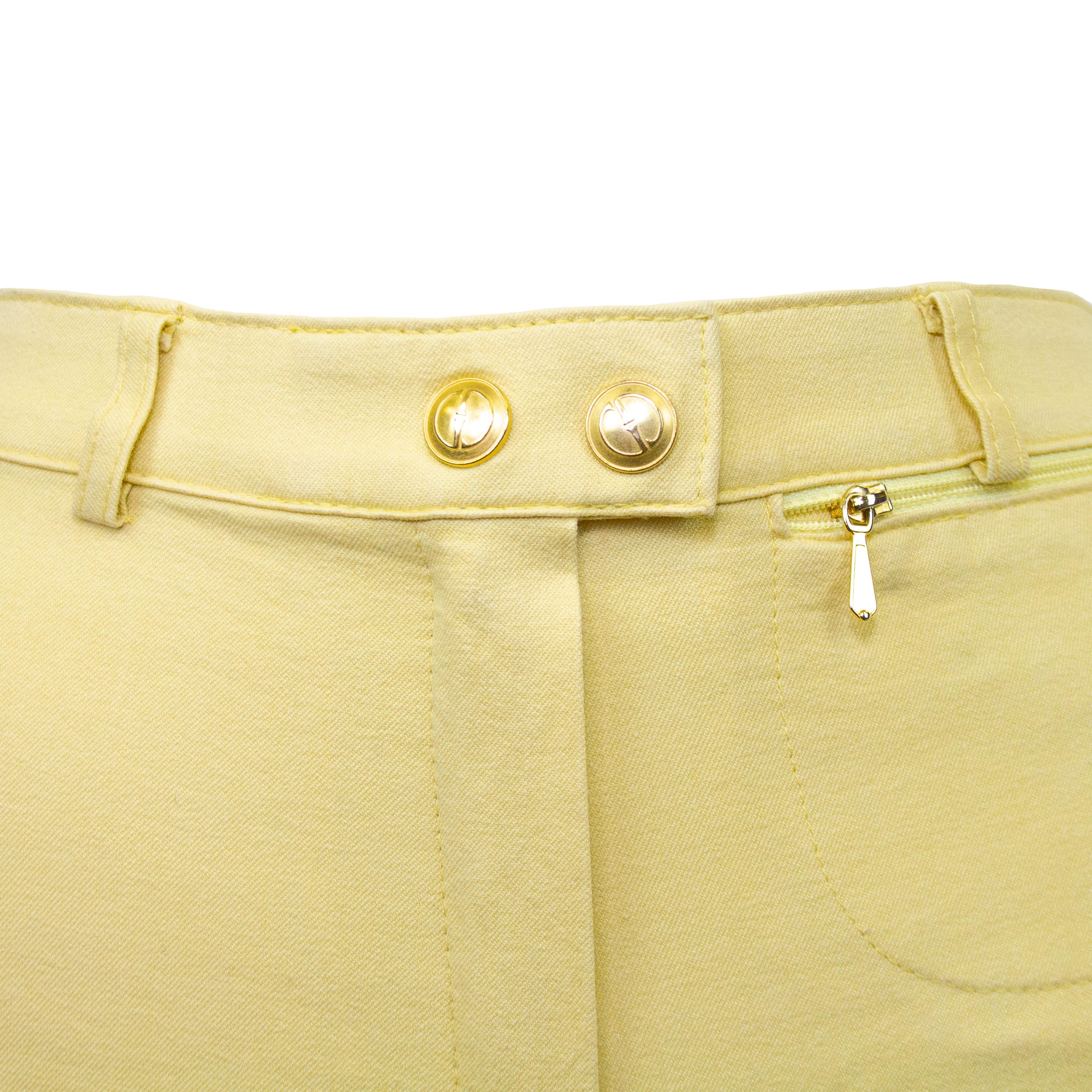 1990s Gucci Butter Yellow Cropped Jodhpurs For Sale 1