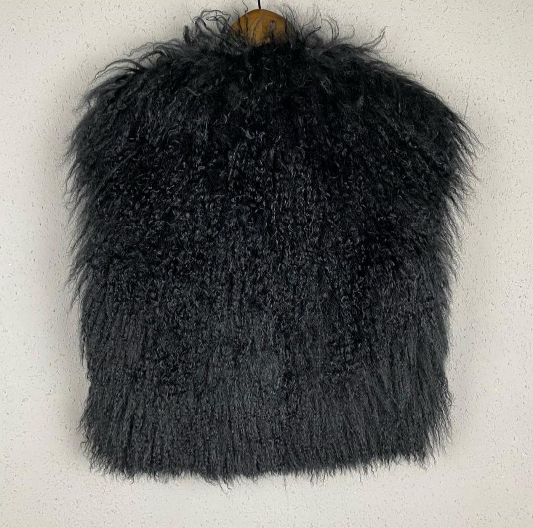 Femenino o masculino Chaqueta / chaleco Gucci by Tom Ford Negro de piel de Mongolia de los años 90 en venta