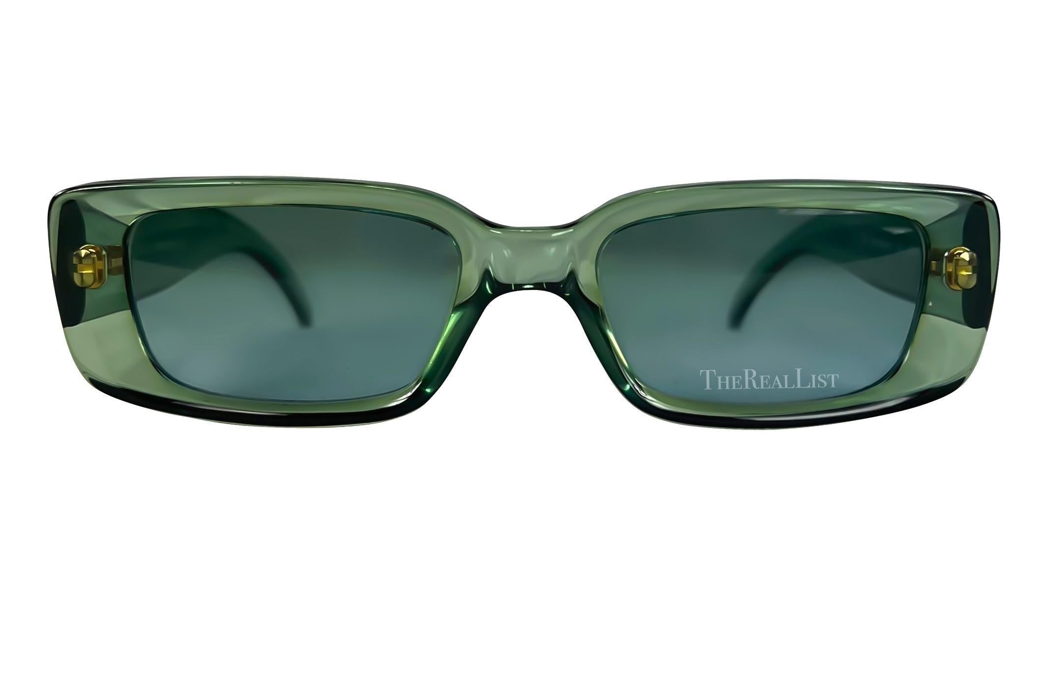 Gafas de sol Gucci by Tom Ford Square 'G' Logotipo Verde Transparente de los años 90 en Bueno estado para la venta en West Hollywood, CA