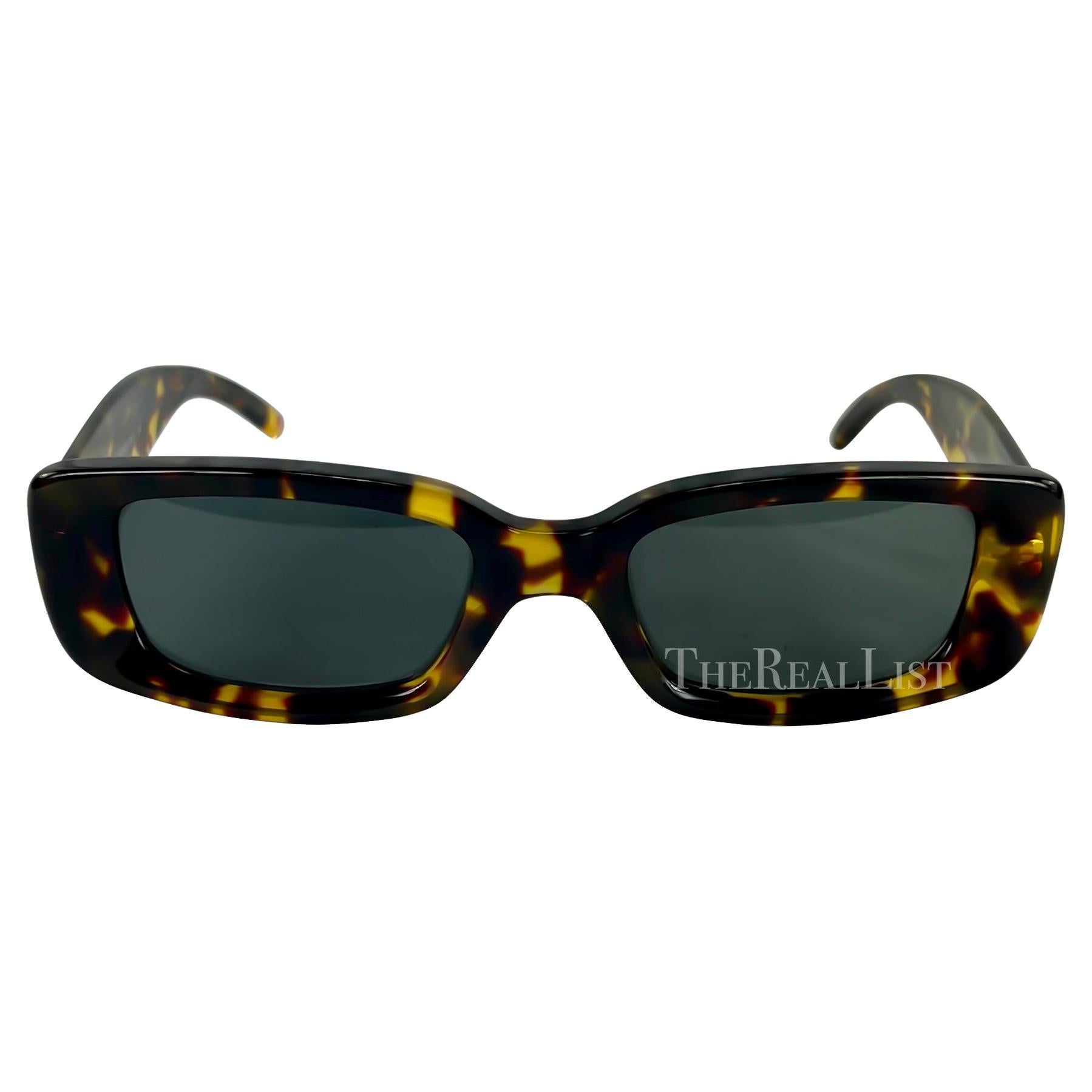 1990er Jahre Gucci by Tom Ford Quadratische „G“-Logo Schildpatt-Sonnenbrille  im Zustand „Gut“ im Angebot in West Hollywood, CA