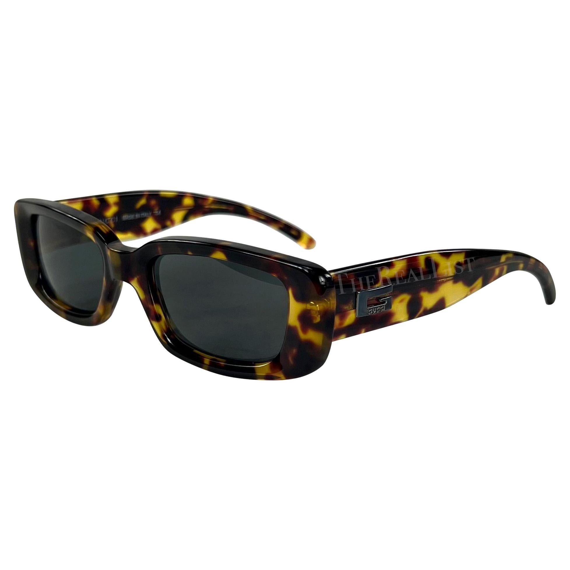 1990s Gucci by Tom Ford Square 'G' Logo Faux Tortoise Shell Sunglasses  For Sale