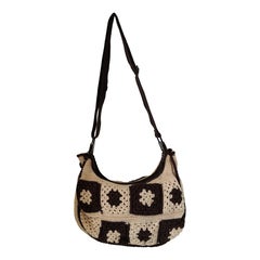 1990s Gucci crocheted crescent-shaped beige and brown bag
