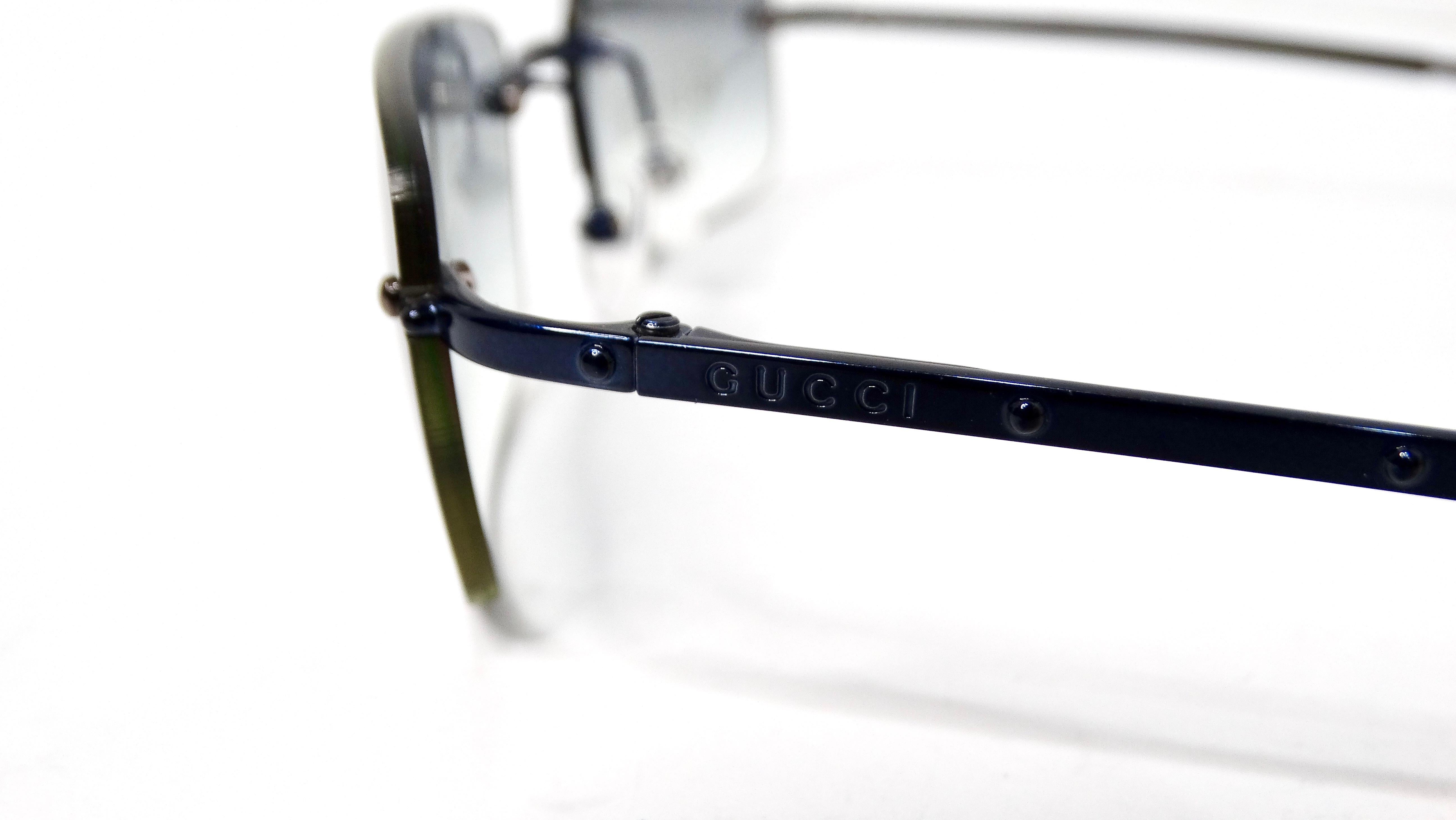 Occhiali da sole Gucci anni '90 con lenti rettangolari colorate blu senza montatura In condizioni buone in vendita a Scottsdale, AZ