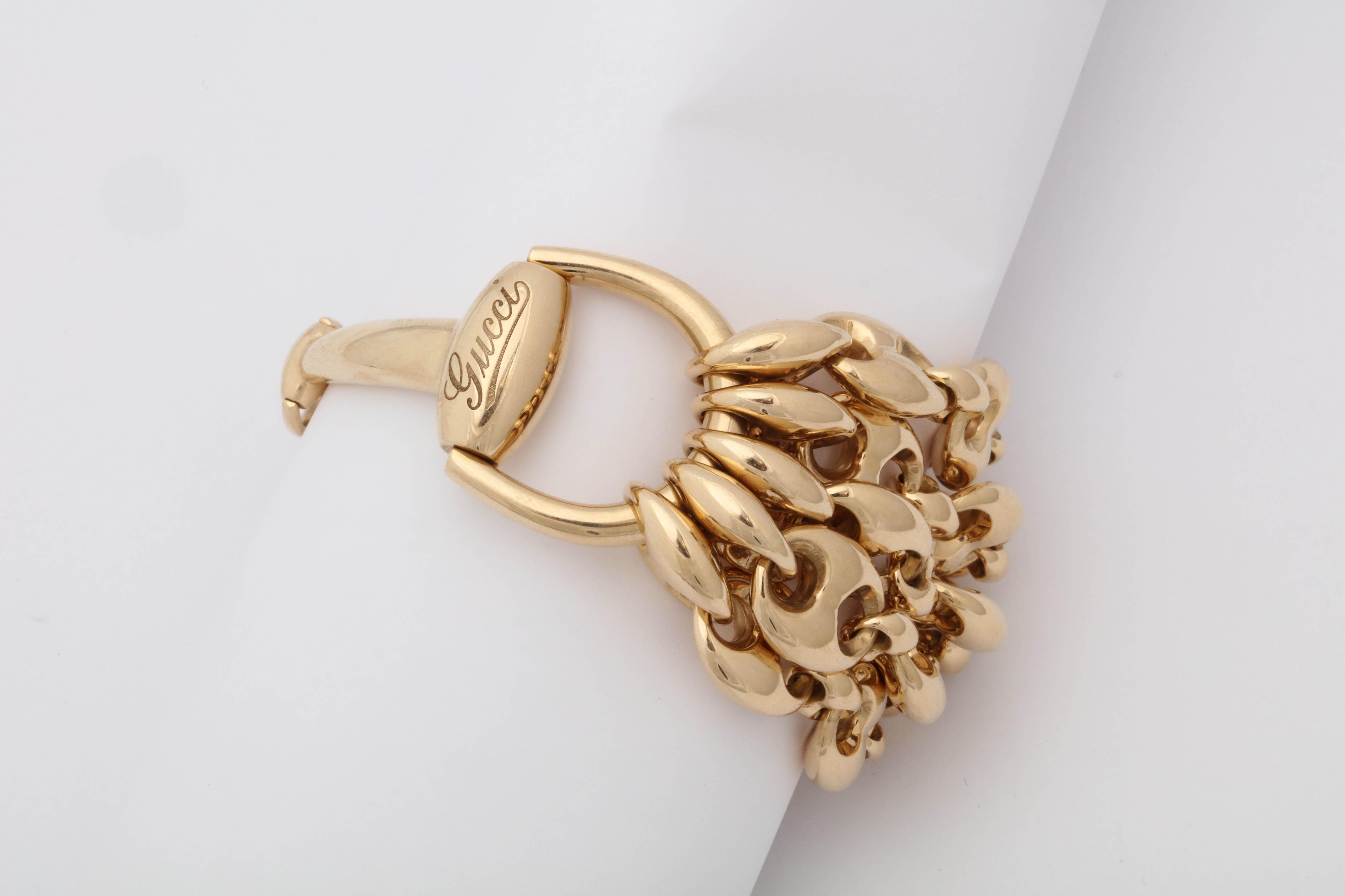 1990s Gucci Horseshoe Bit and Gucci Link Design Flexible Gold Bracelet 2